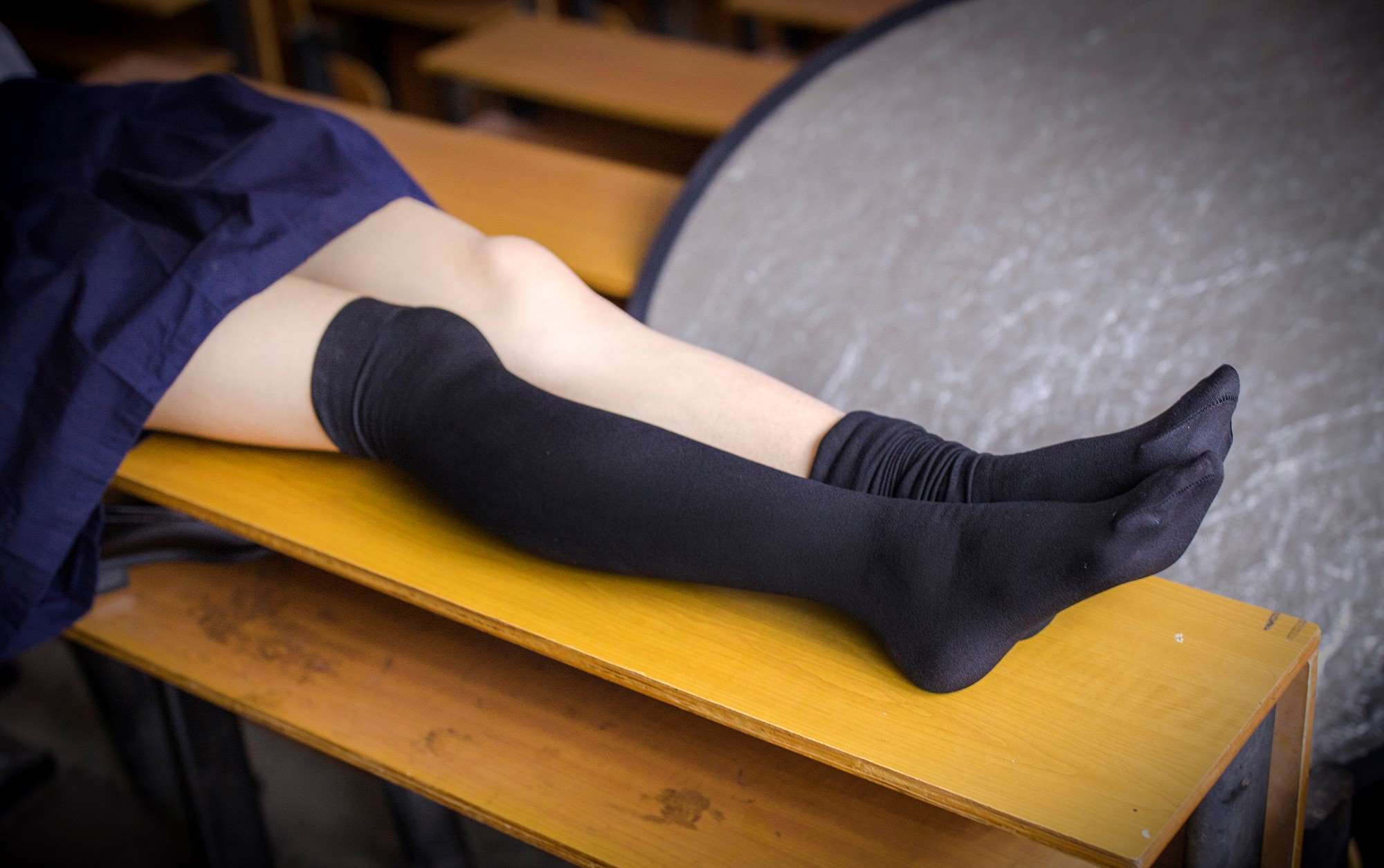 《教室JK制服小姐姐》作品图