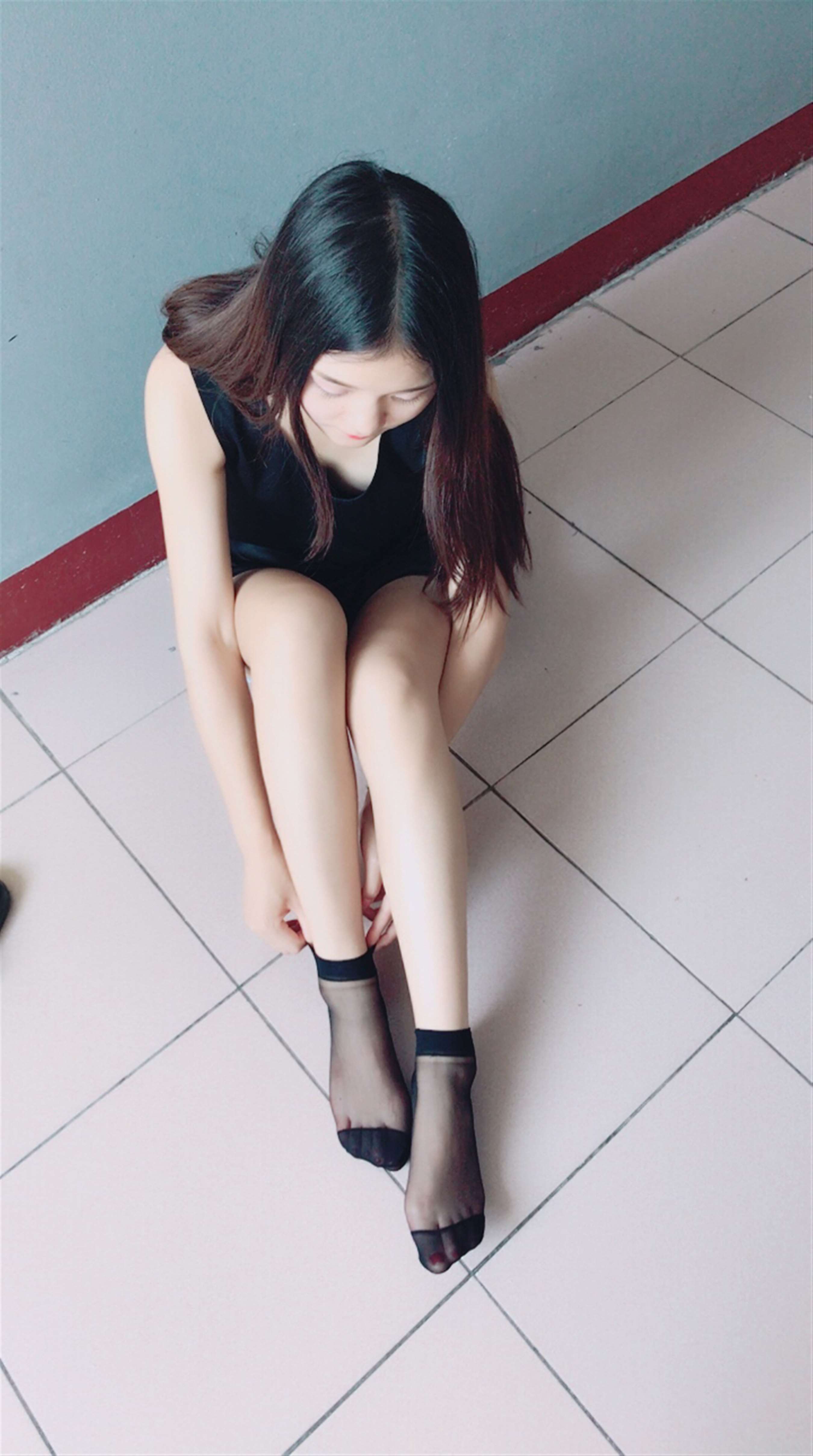 《李欢的短丝脚丫》作品图