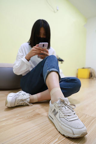运动鞋の短丝脚丫