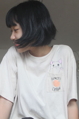 朴实又单纯的女孩