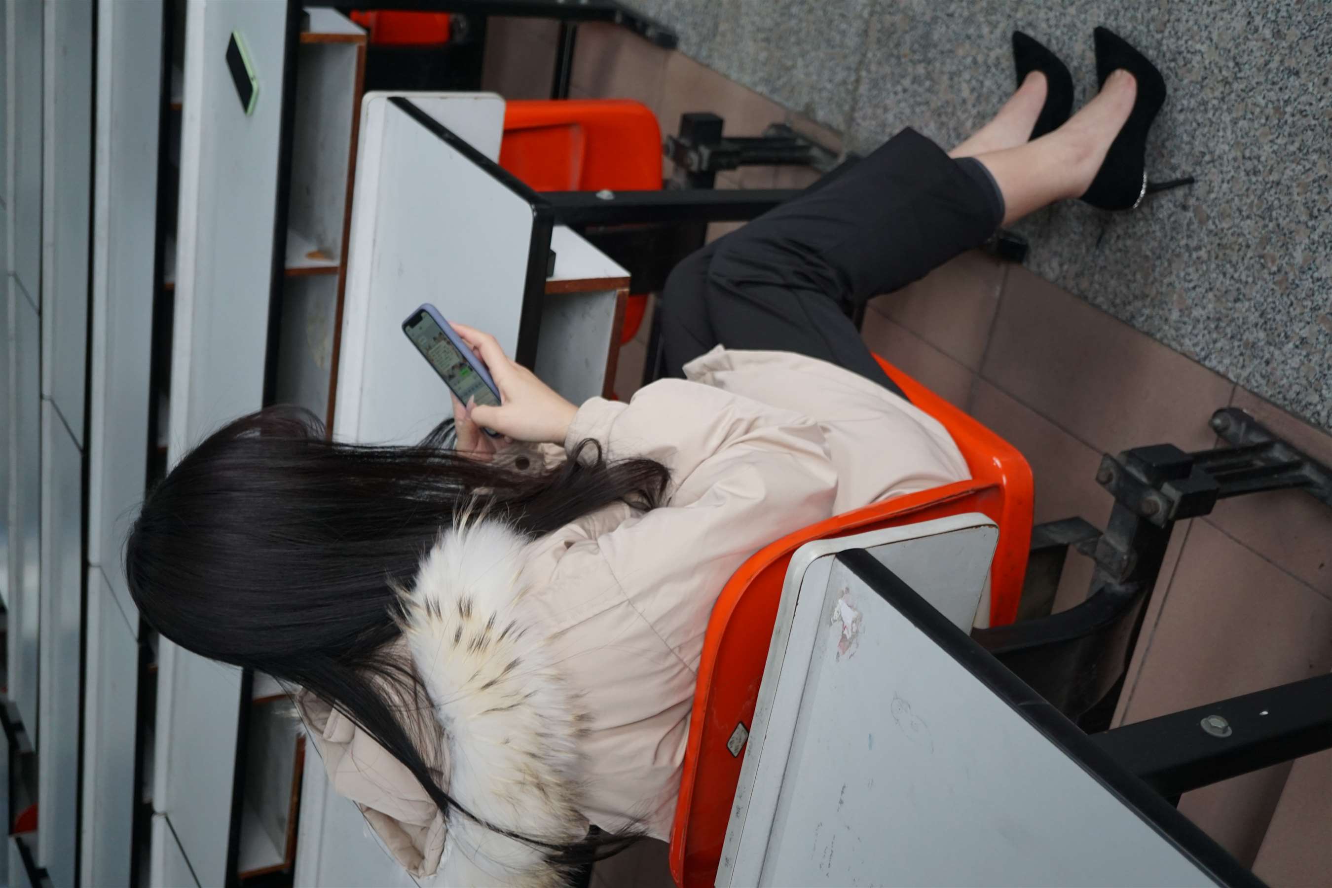 《阶梯教室约拍大学生》作品图