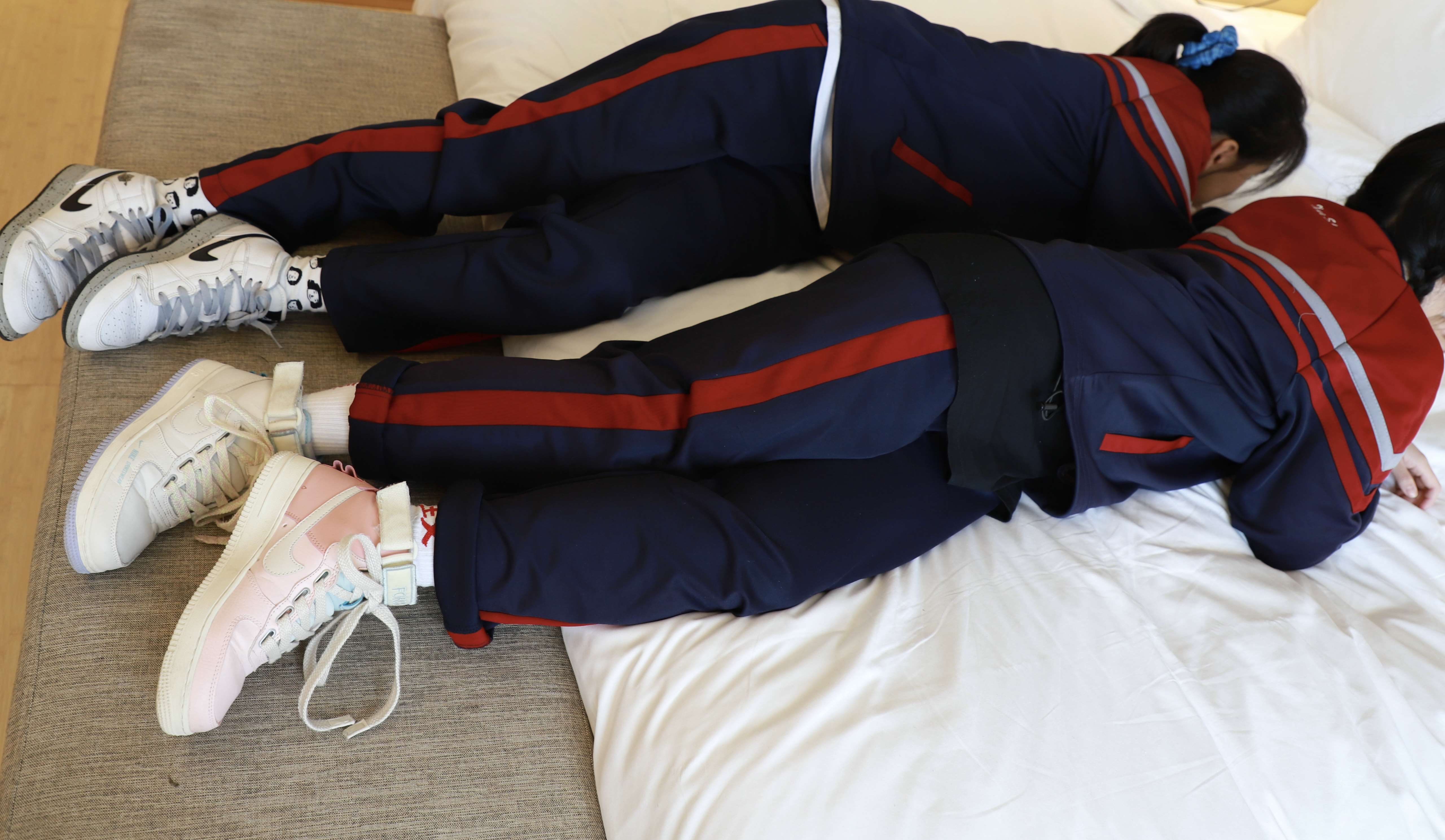 《学妹棉袜互jio》作品图