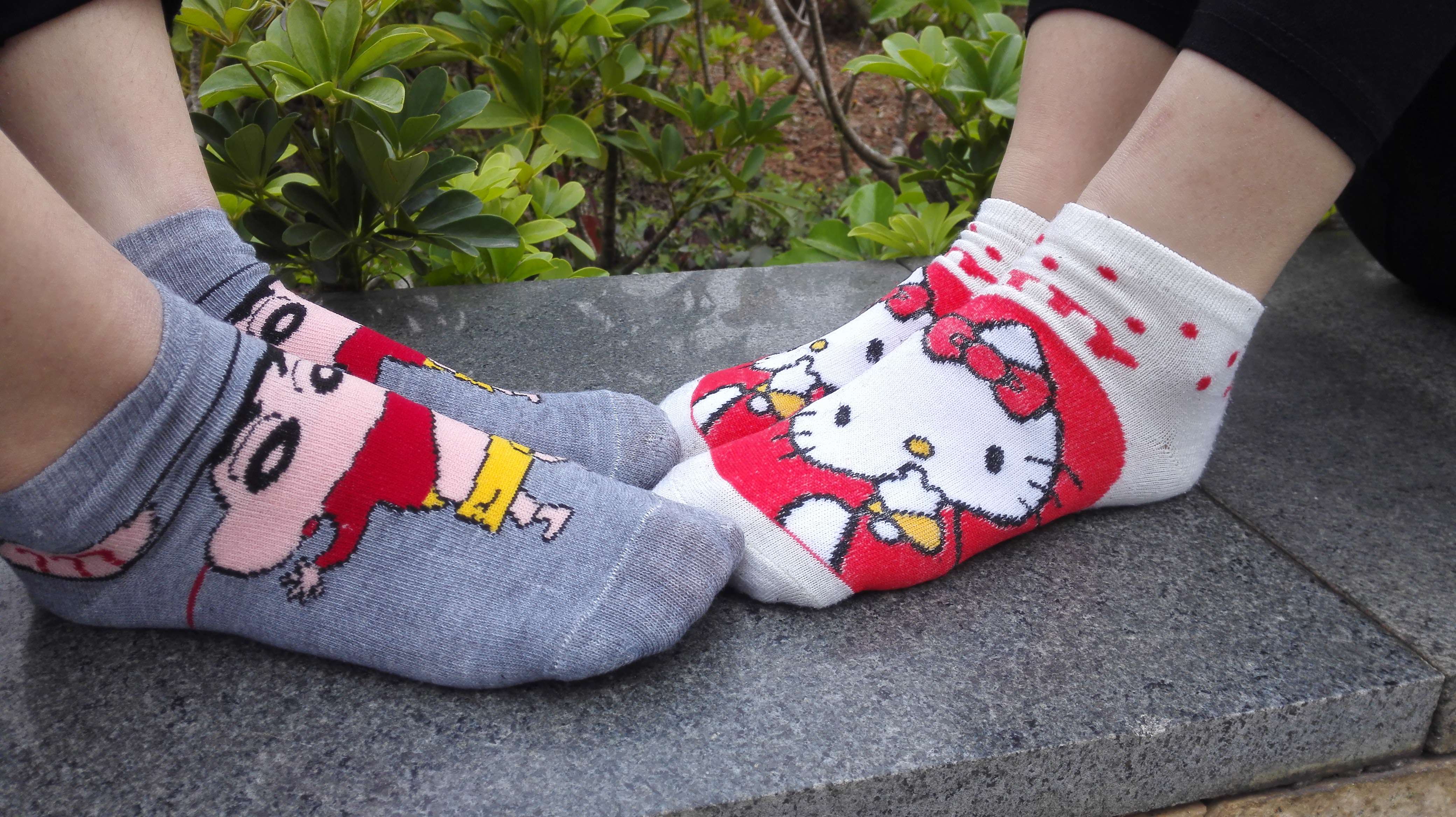 《俩小学妹棉袜互jio【套图+视频】》作品图