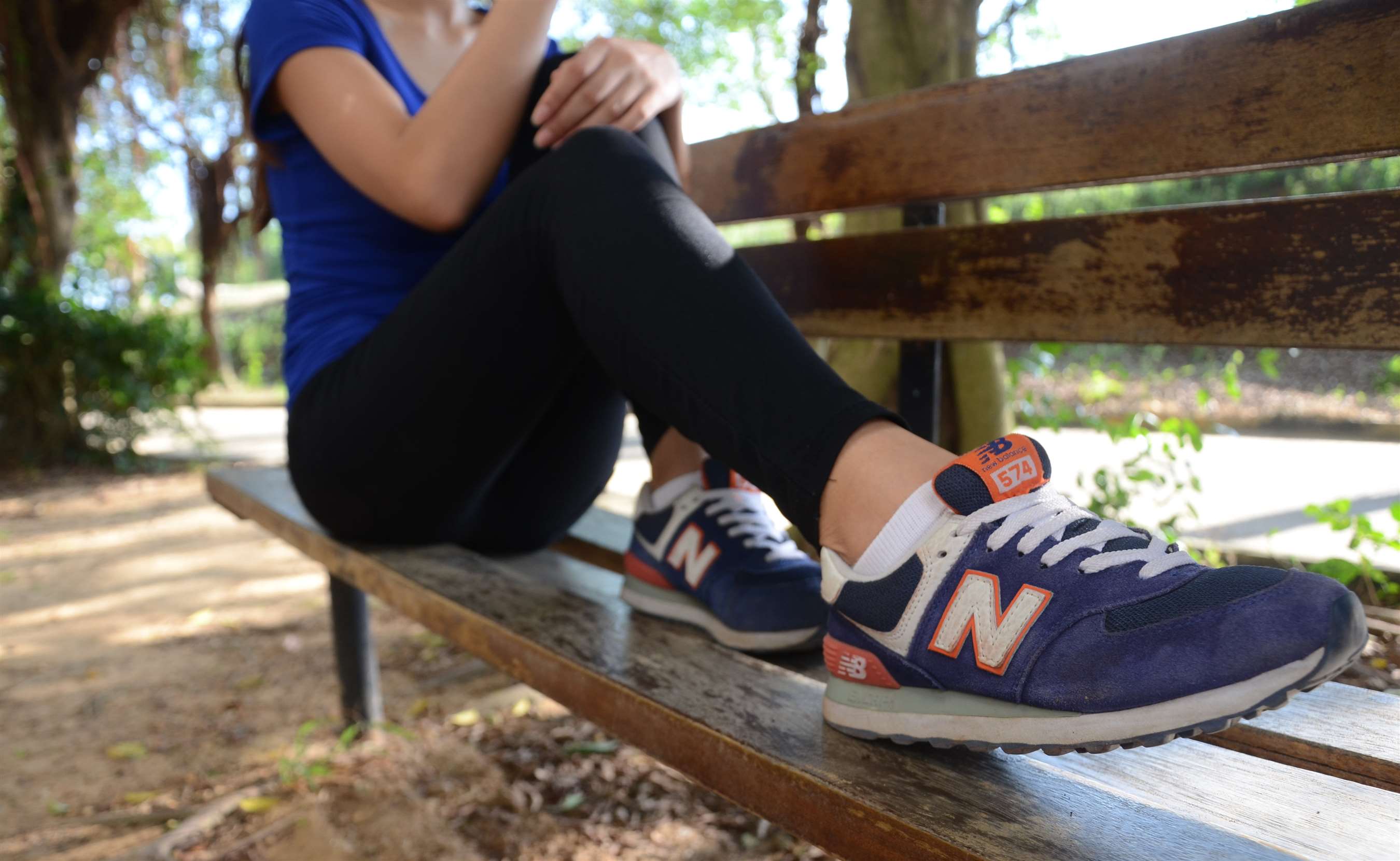 《N字鞋の白棉袜脚》作品图