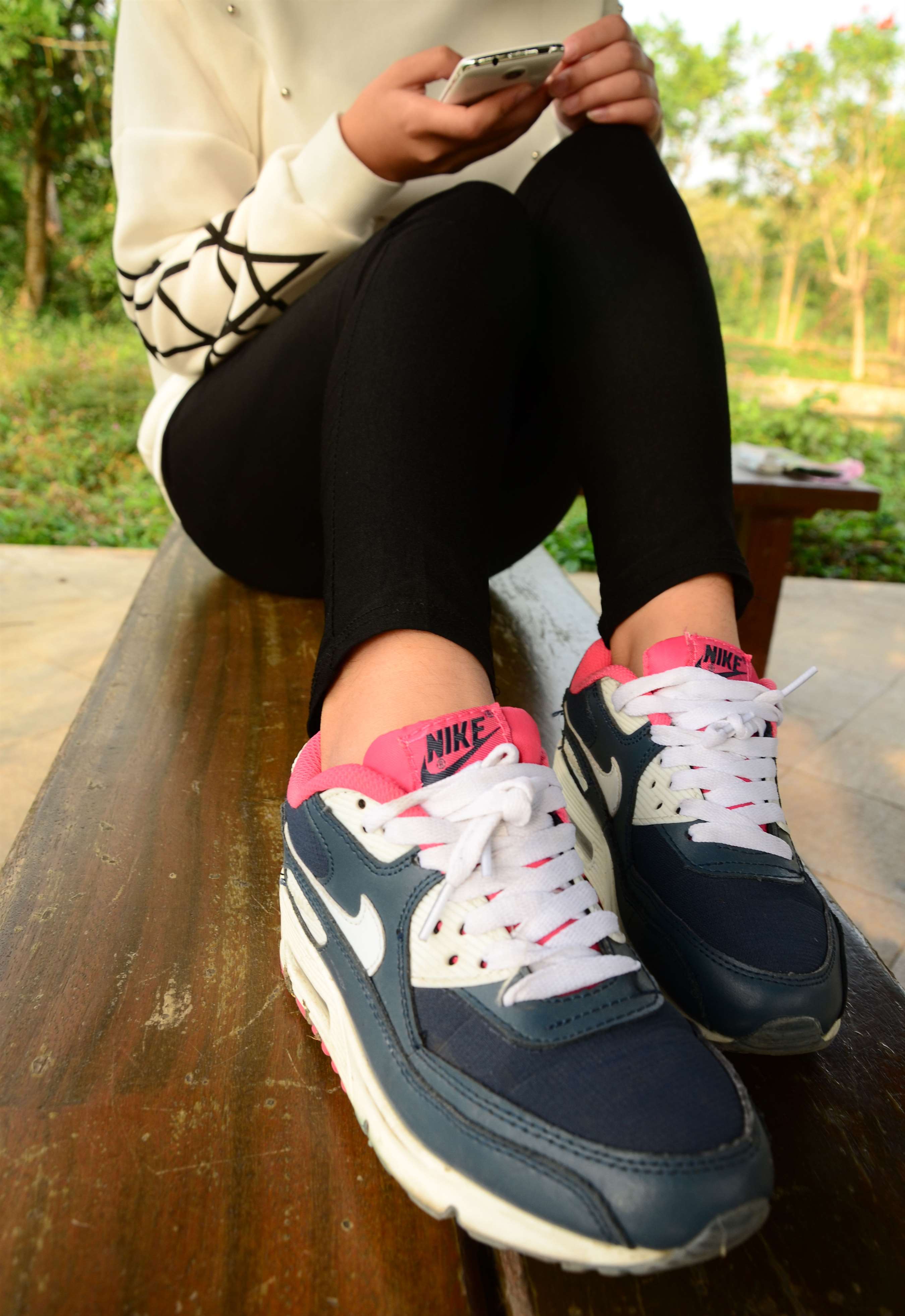 《穿了好几天的棉袜脚》作品图