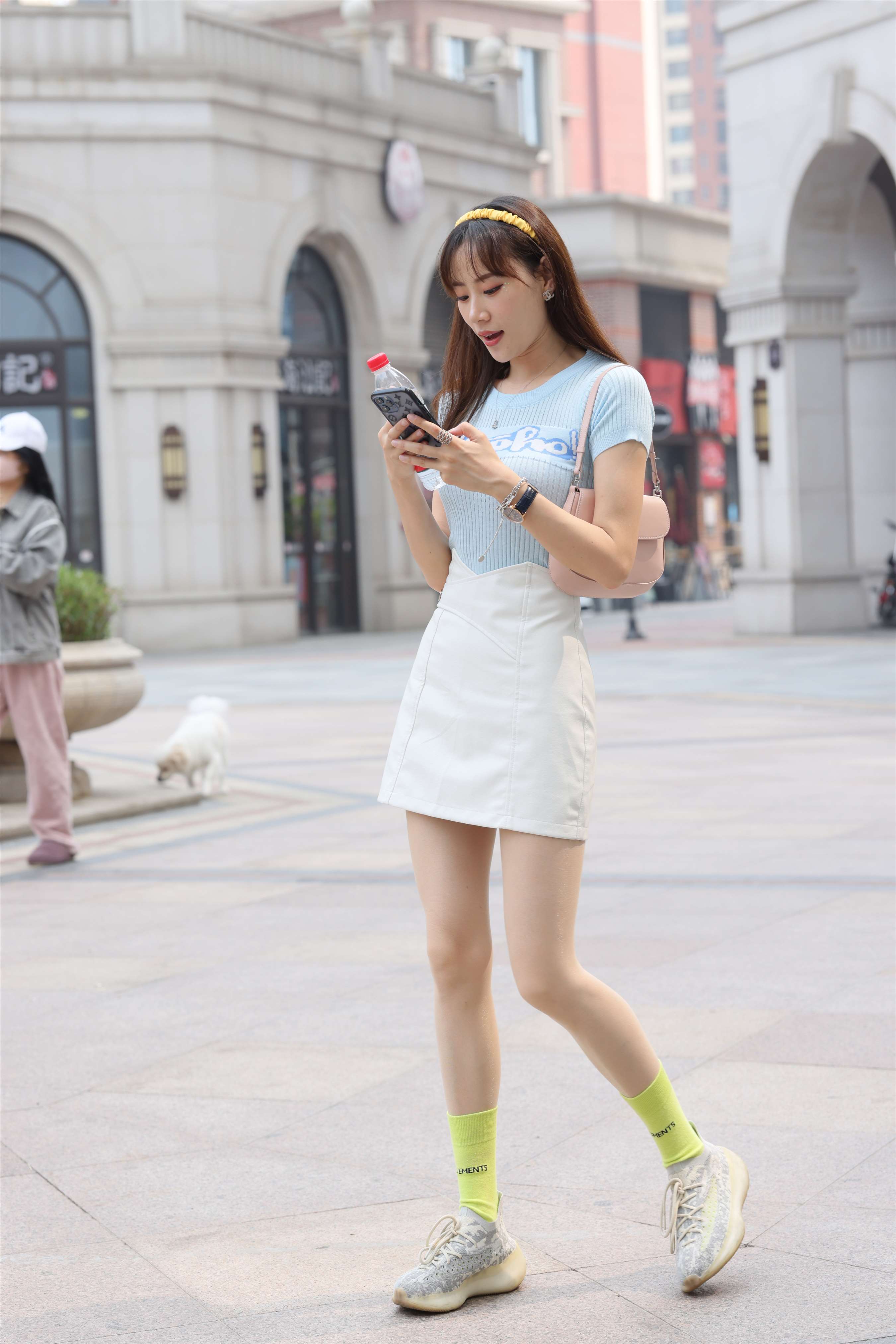 《棉袜套丝足脚丫》作品图