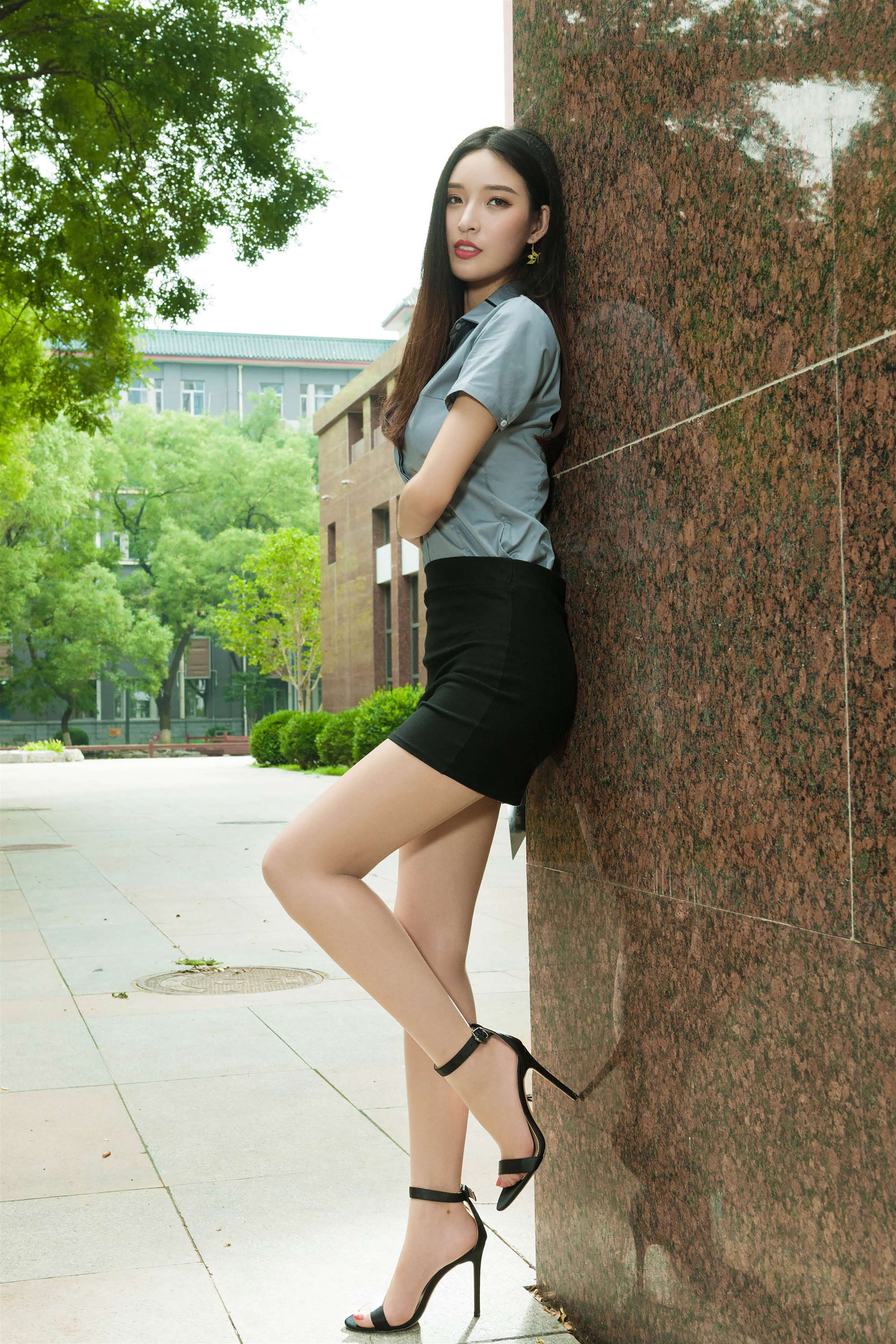 《职业装长腿高跟美腿》作品图