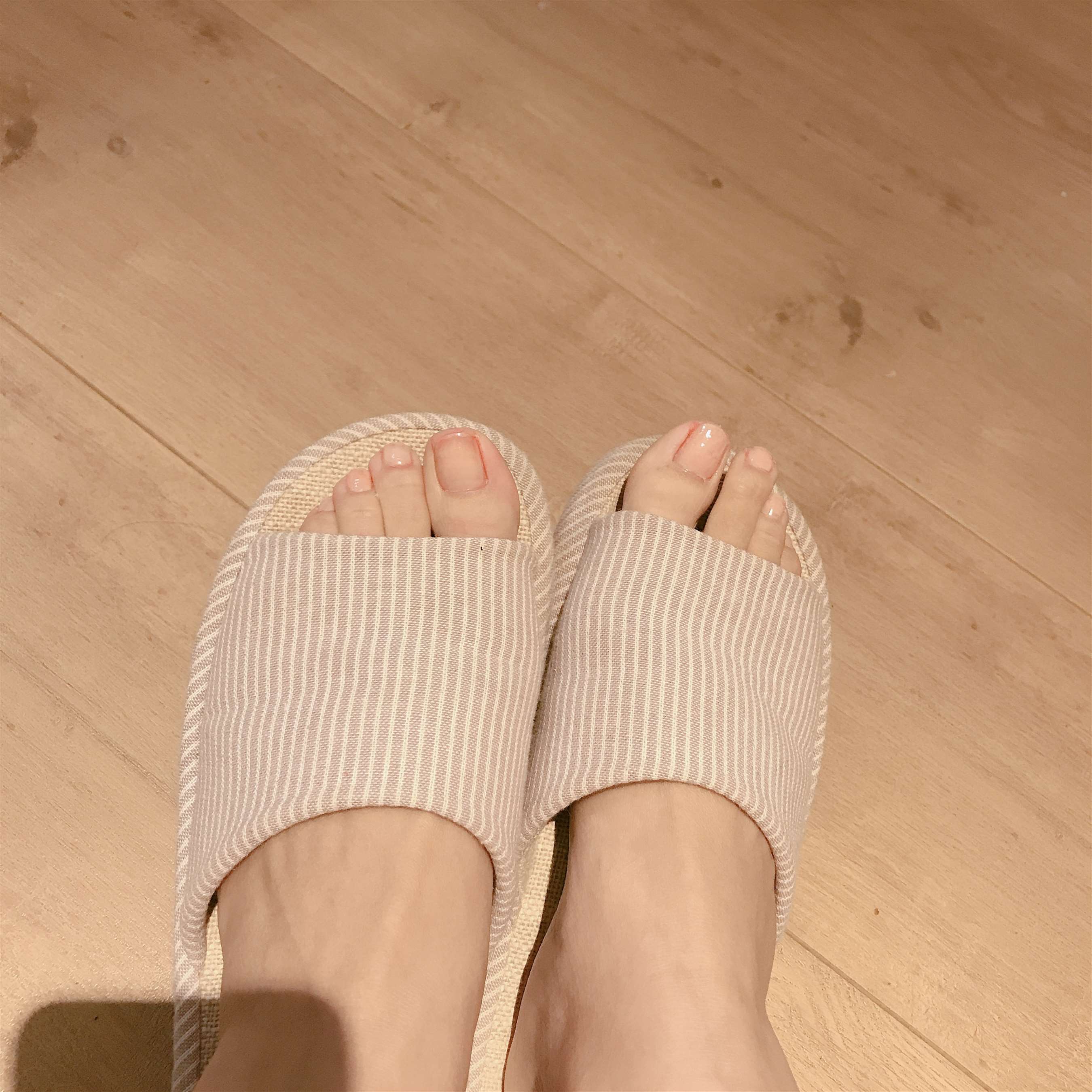 《牛奶洗脚》作品图