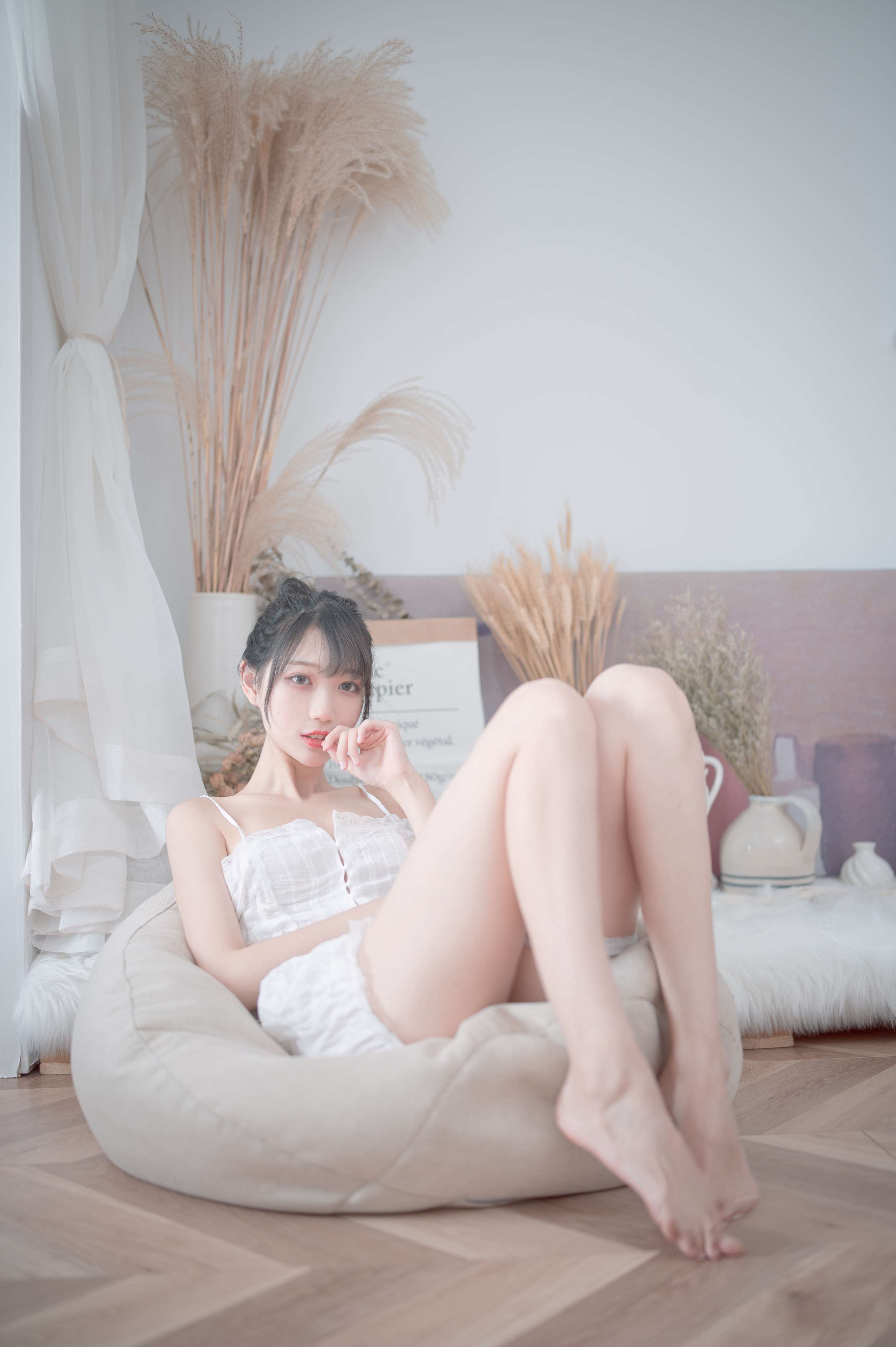 《【免费】白色睡衣》作品图