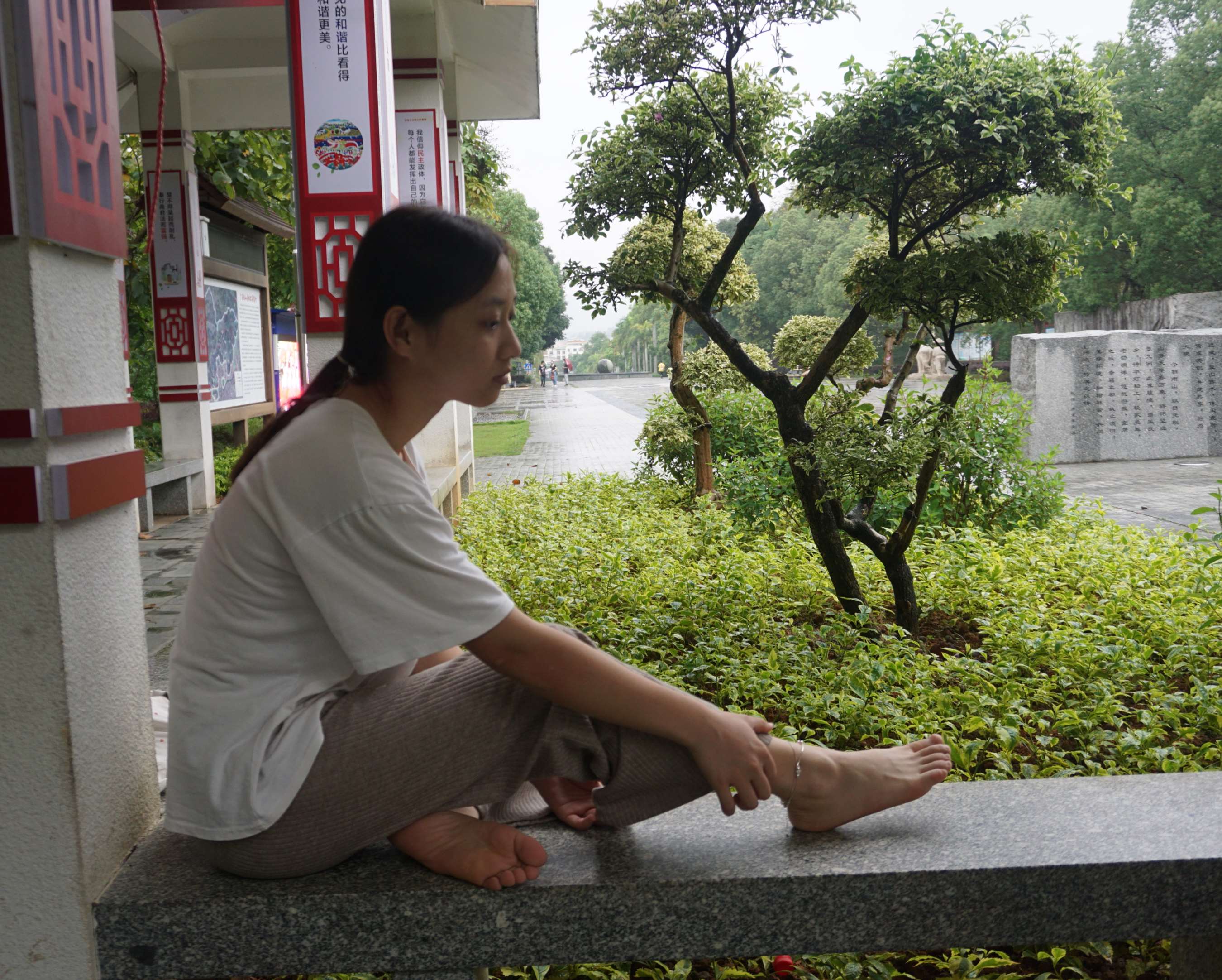 《大学生小岚》作品图