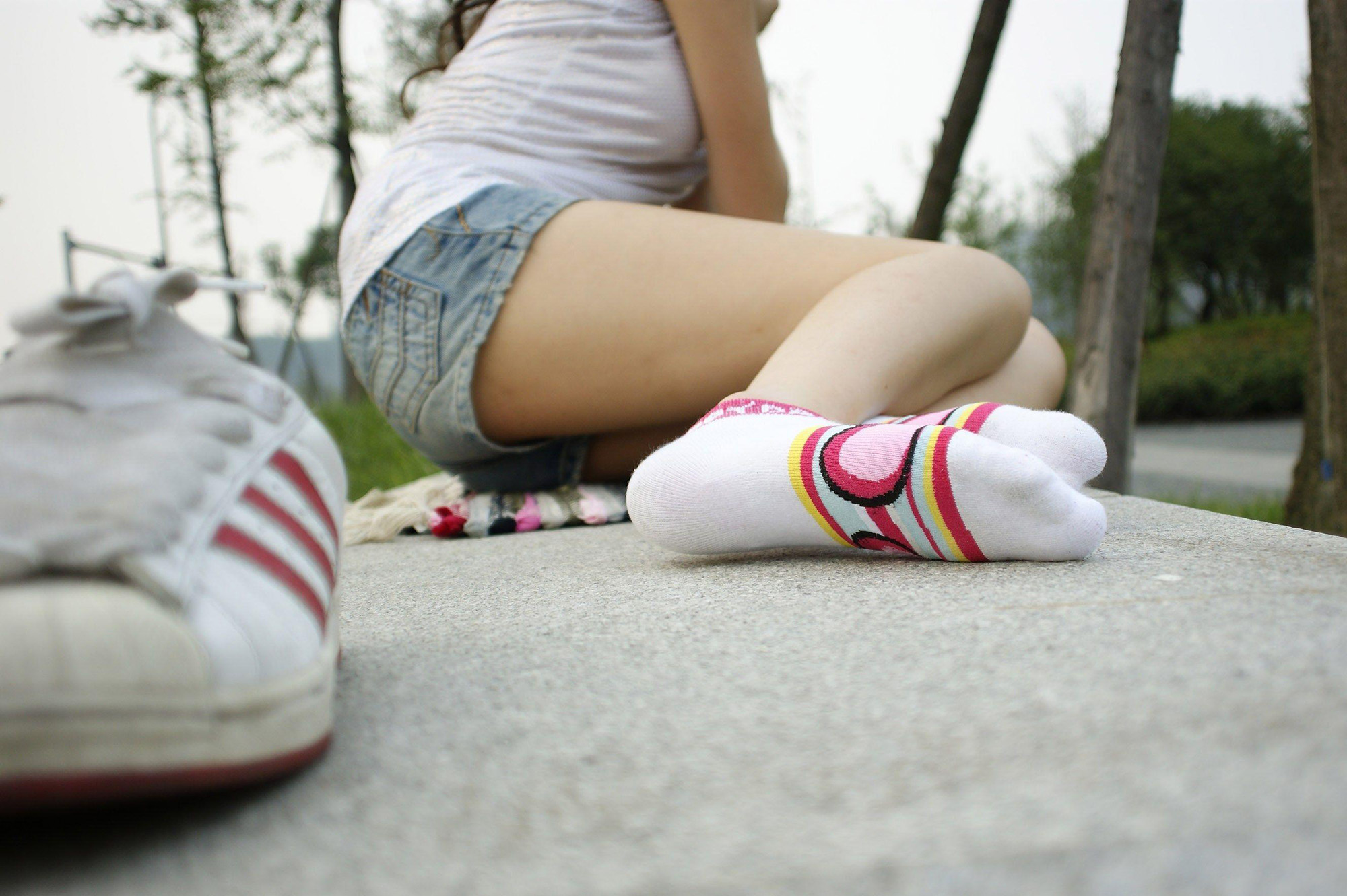 《冰冰白嫩长腿》作品图