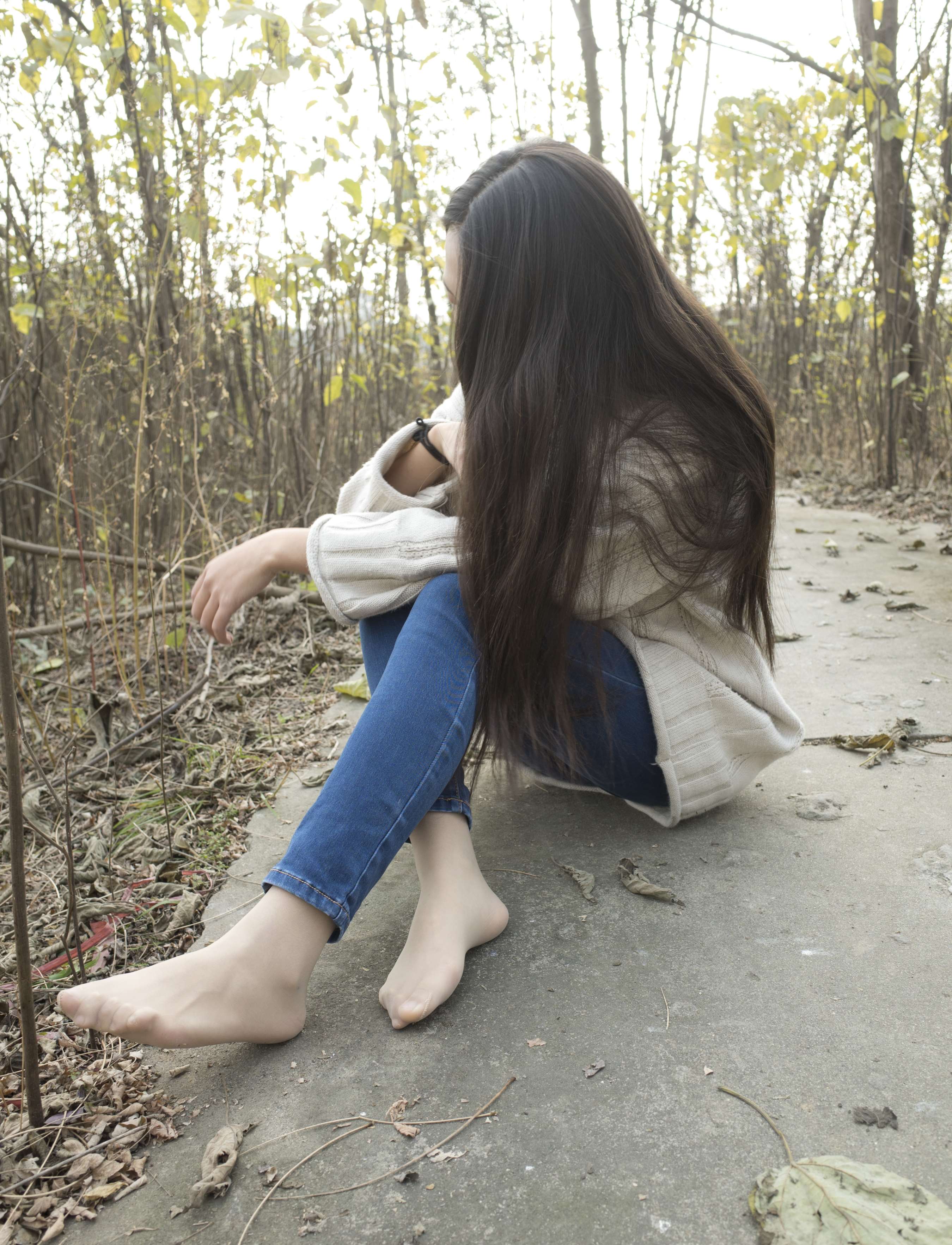 《丝足逛公园》作品图