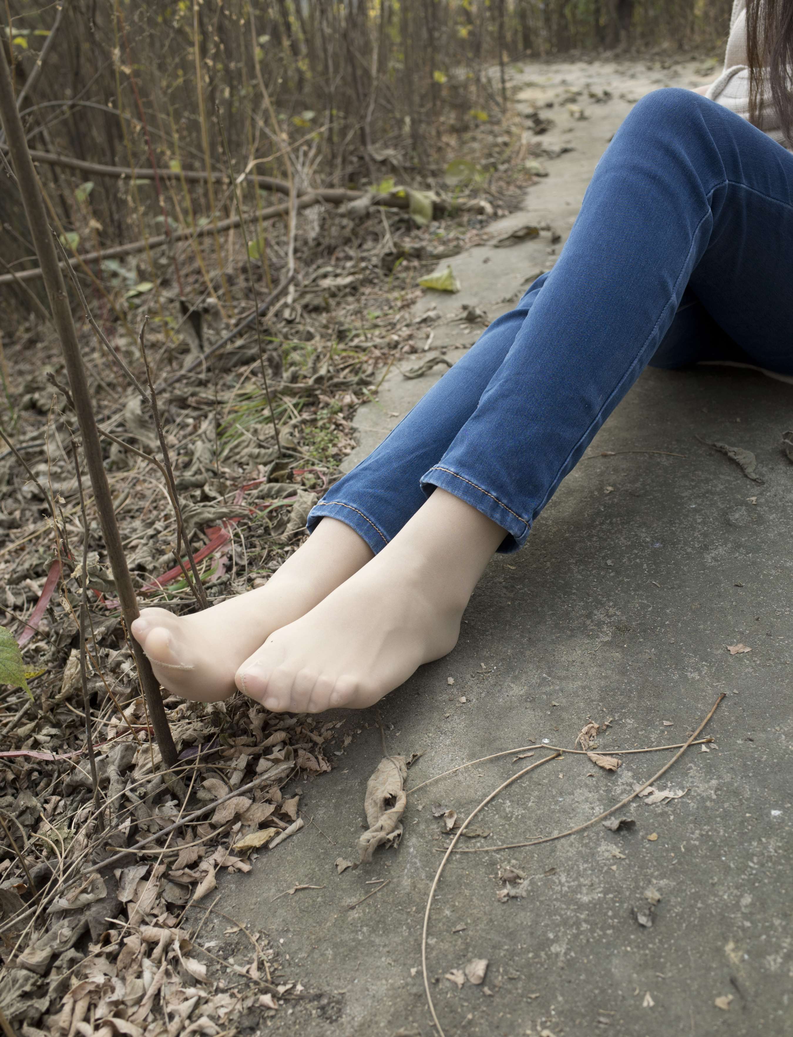 《丝足逛公园》作品图