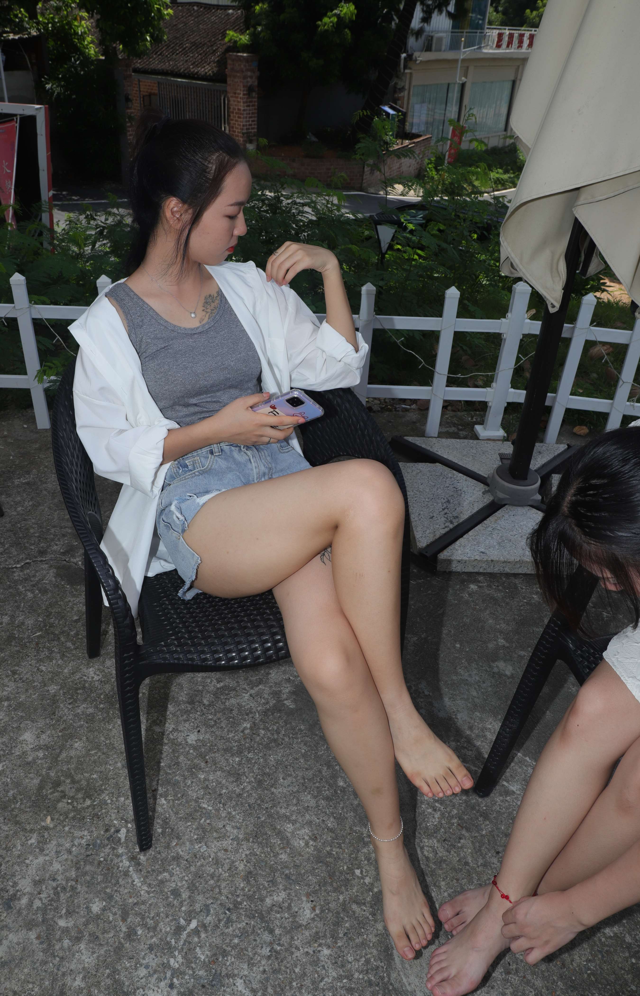 《淇淇的36码小嫩脚您心动了吗？》作品图