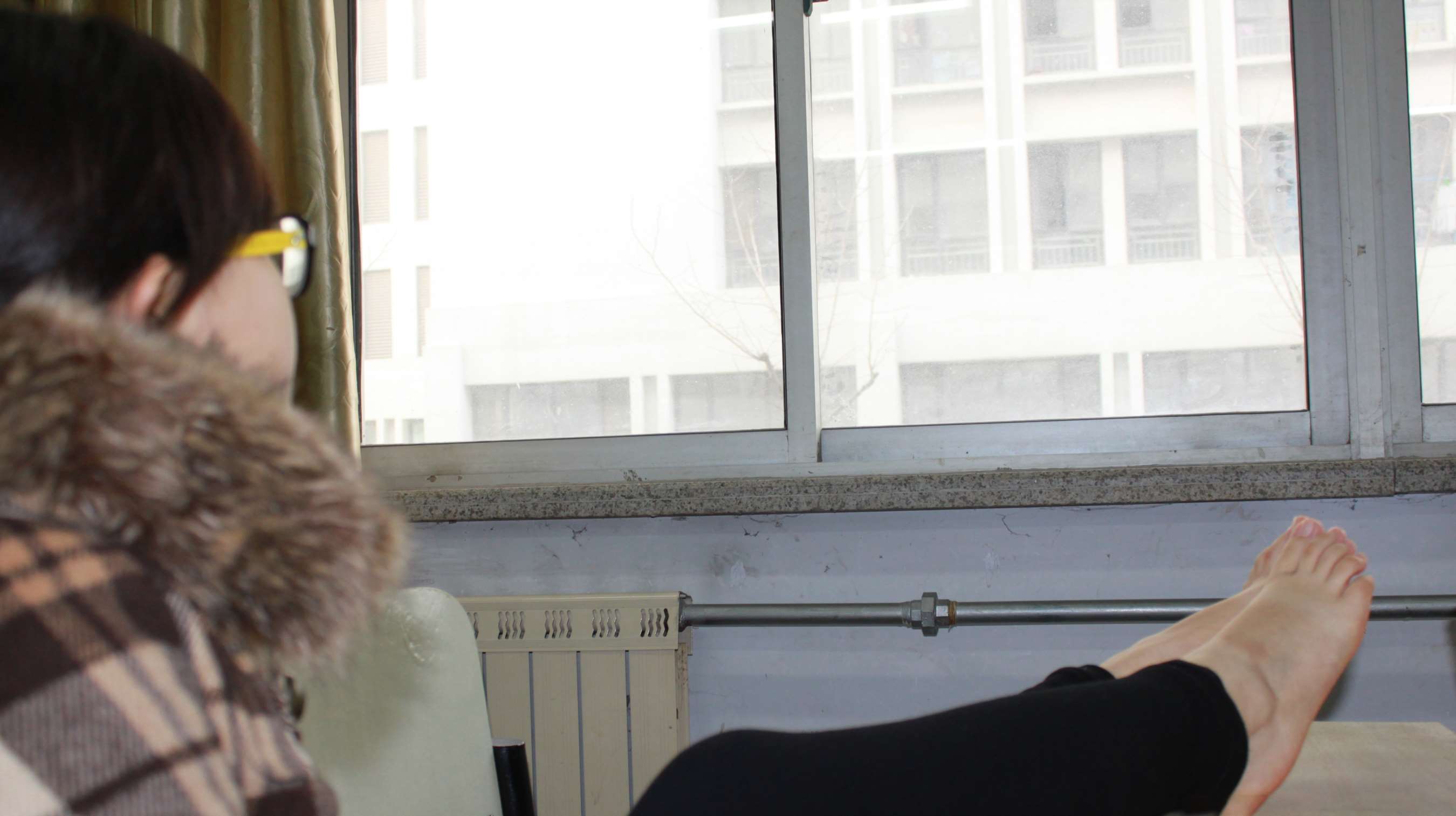 《大学生棉袜脚》作品图