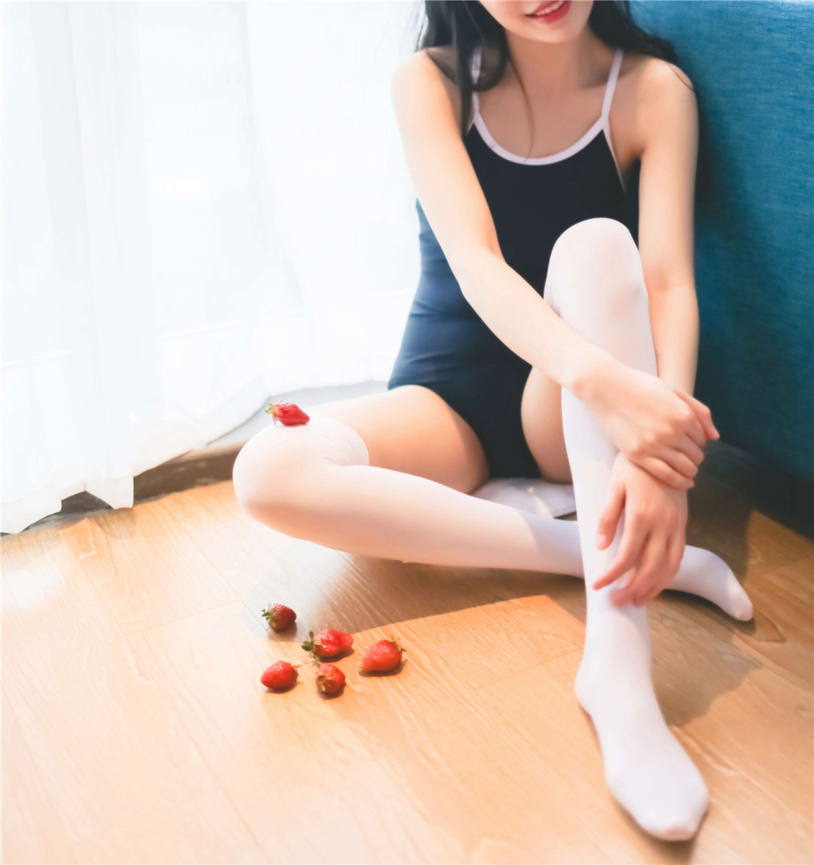 《体操服草莓配牛奶》作品图