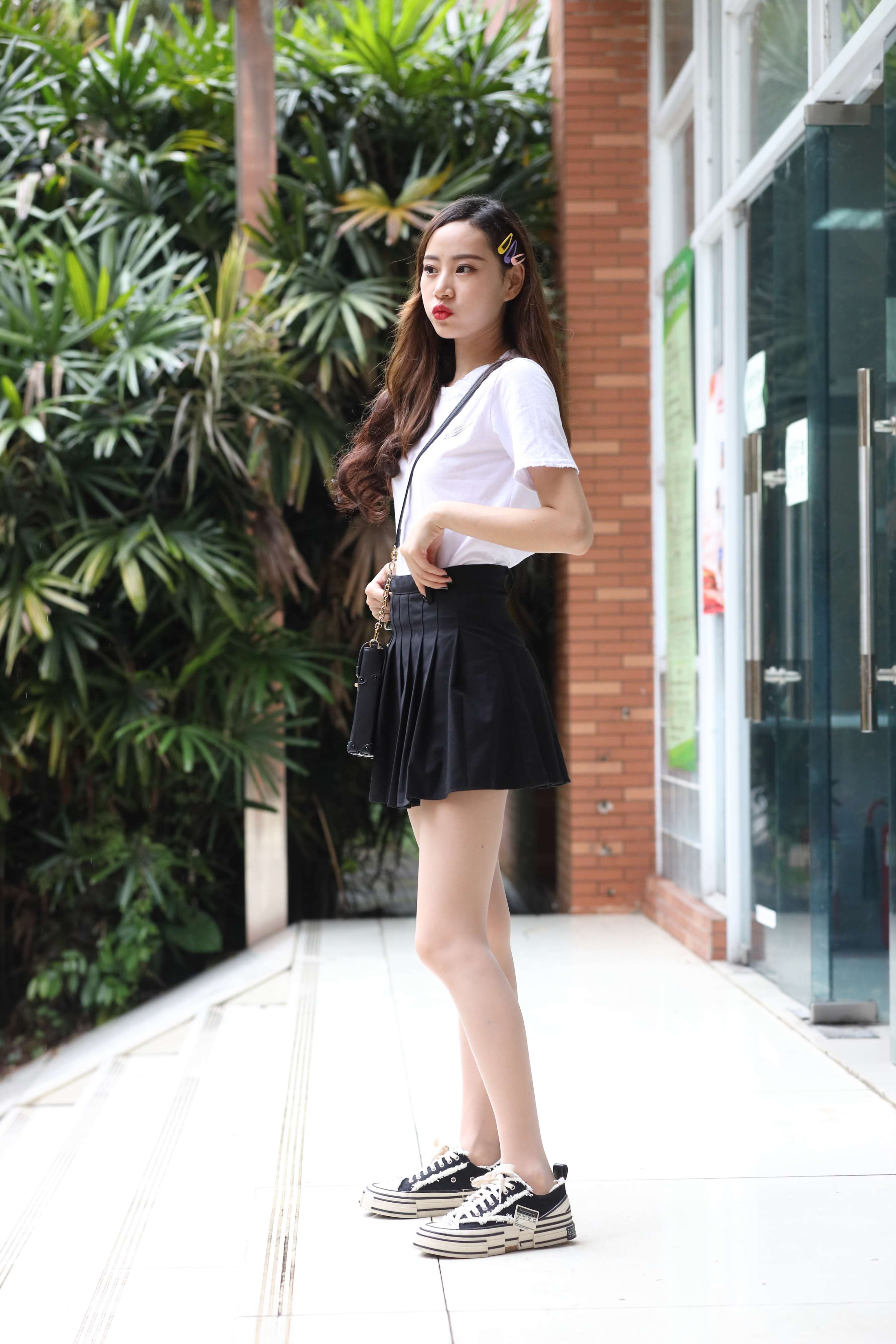 《赵少女的闪亮肉丝足》作品图