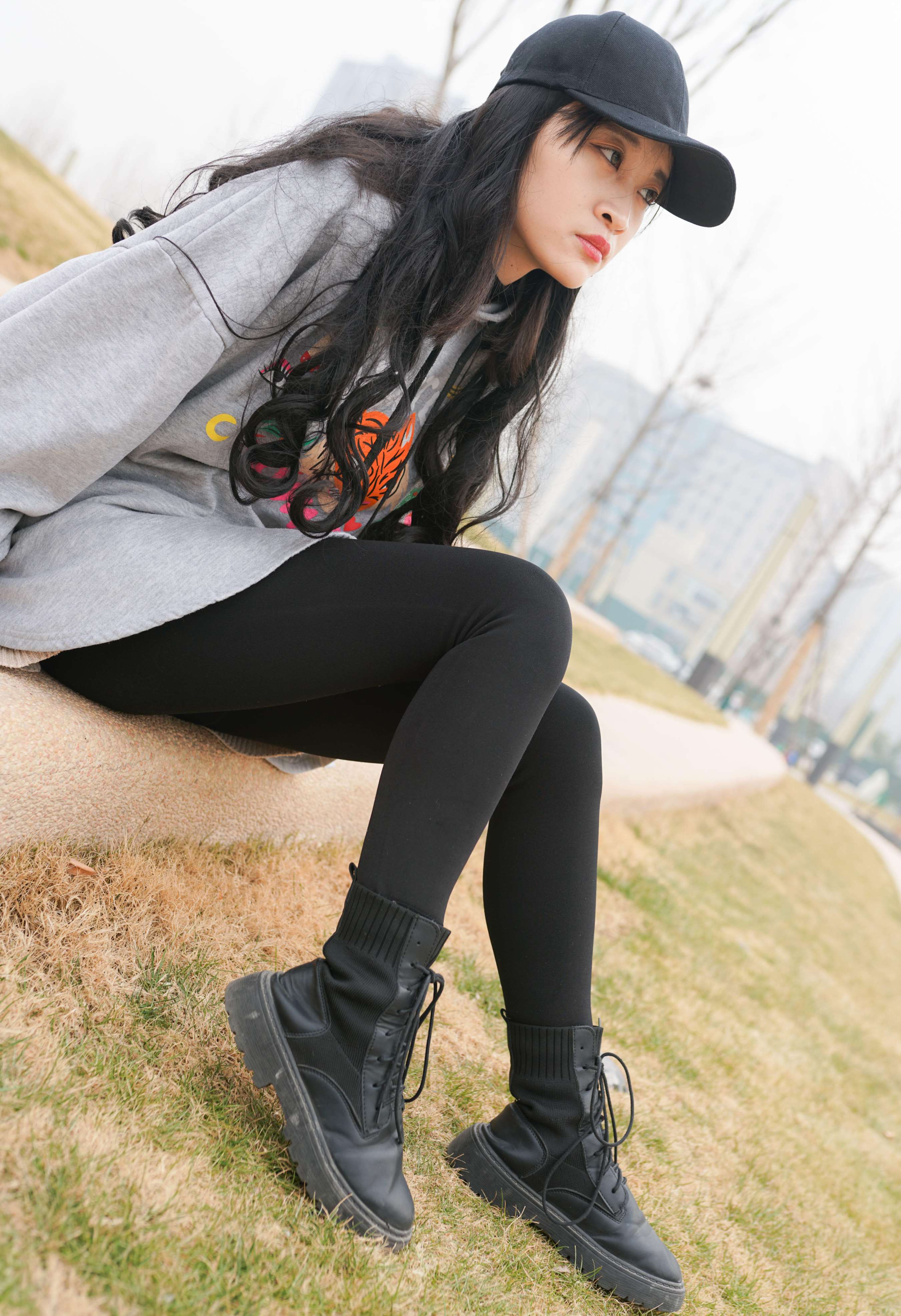 《含含小姐姐~短靴棉袜脚》作品图