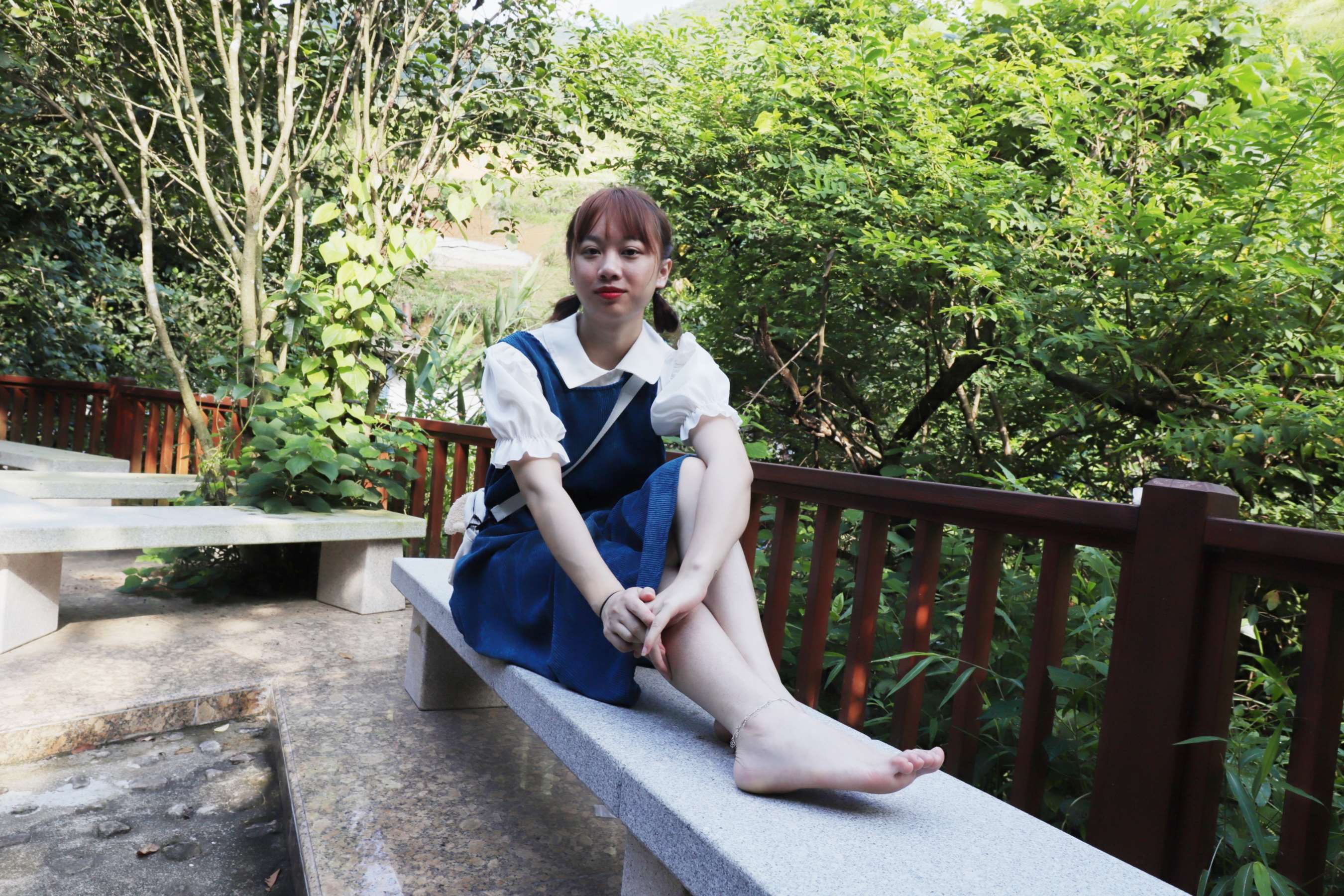 《与莹莹师姐游山玩水》作品图