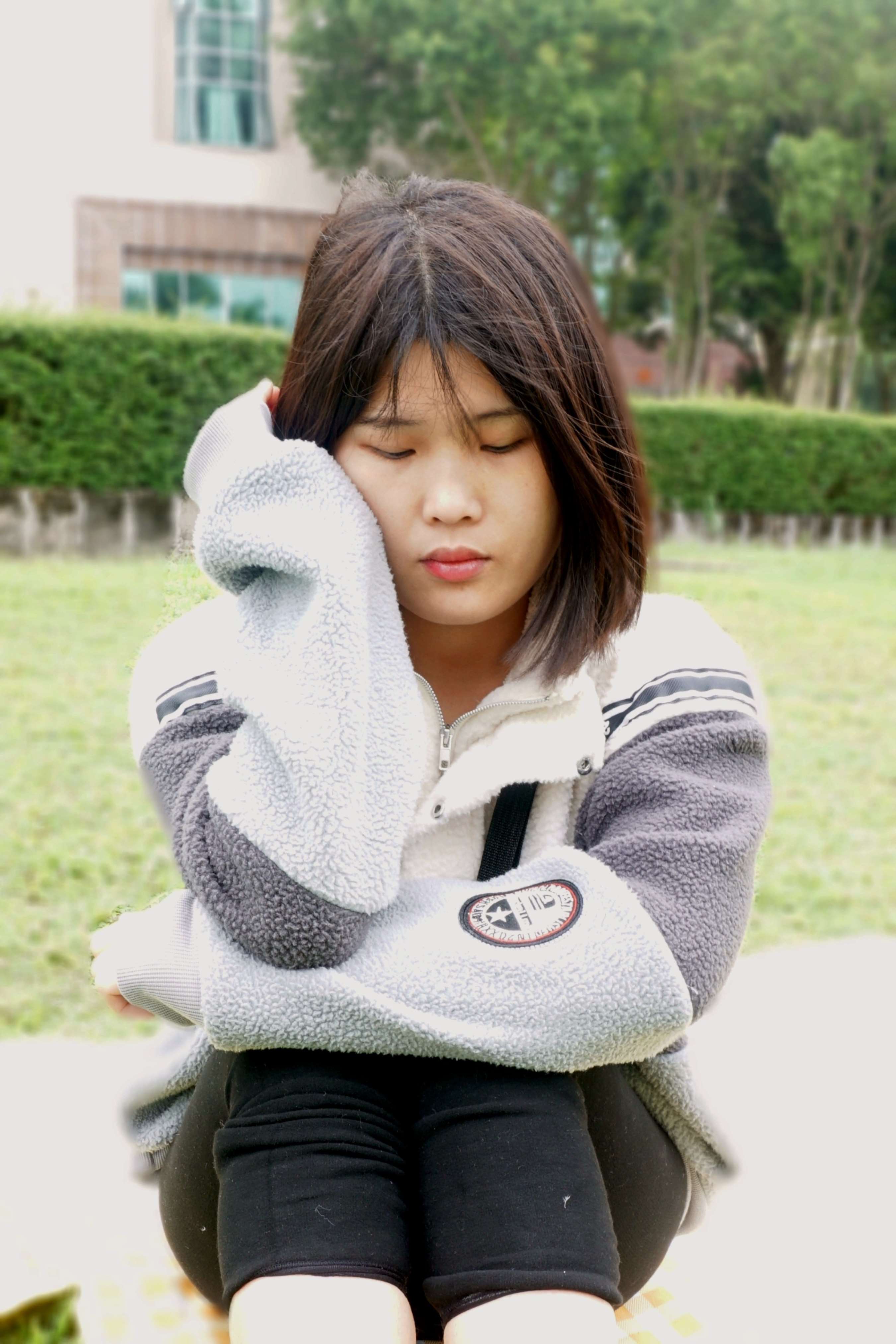 《文静师妹的惠惠，雪白的脚底》作品图