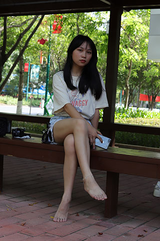 小然师妹的36码可爱小脚