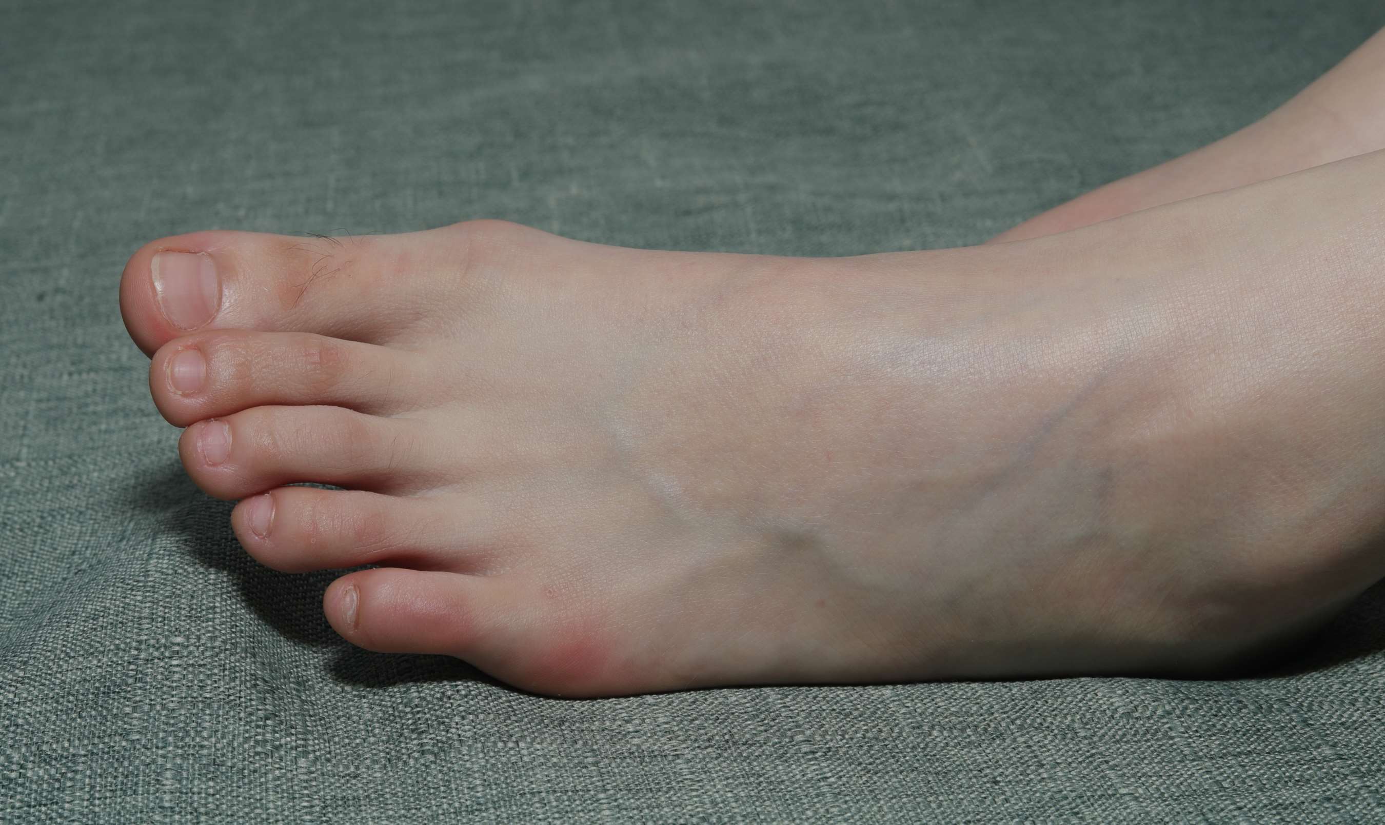 《珊珊师妹的鲜嫩玉足》作品图