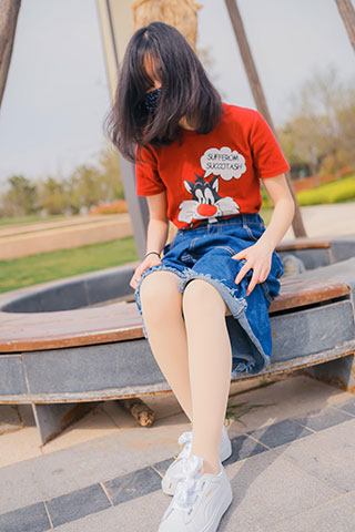 冉冉学妹～爱在春色