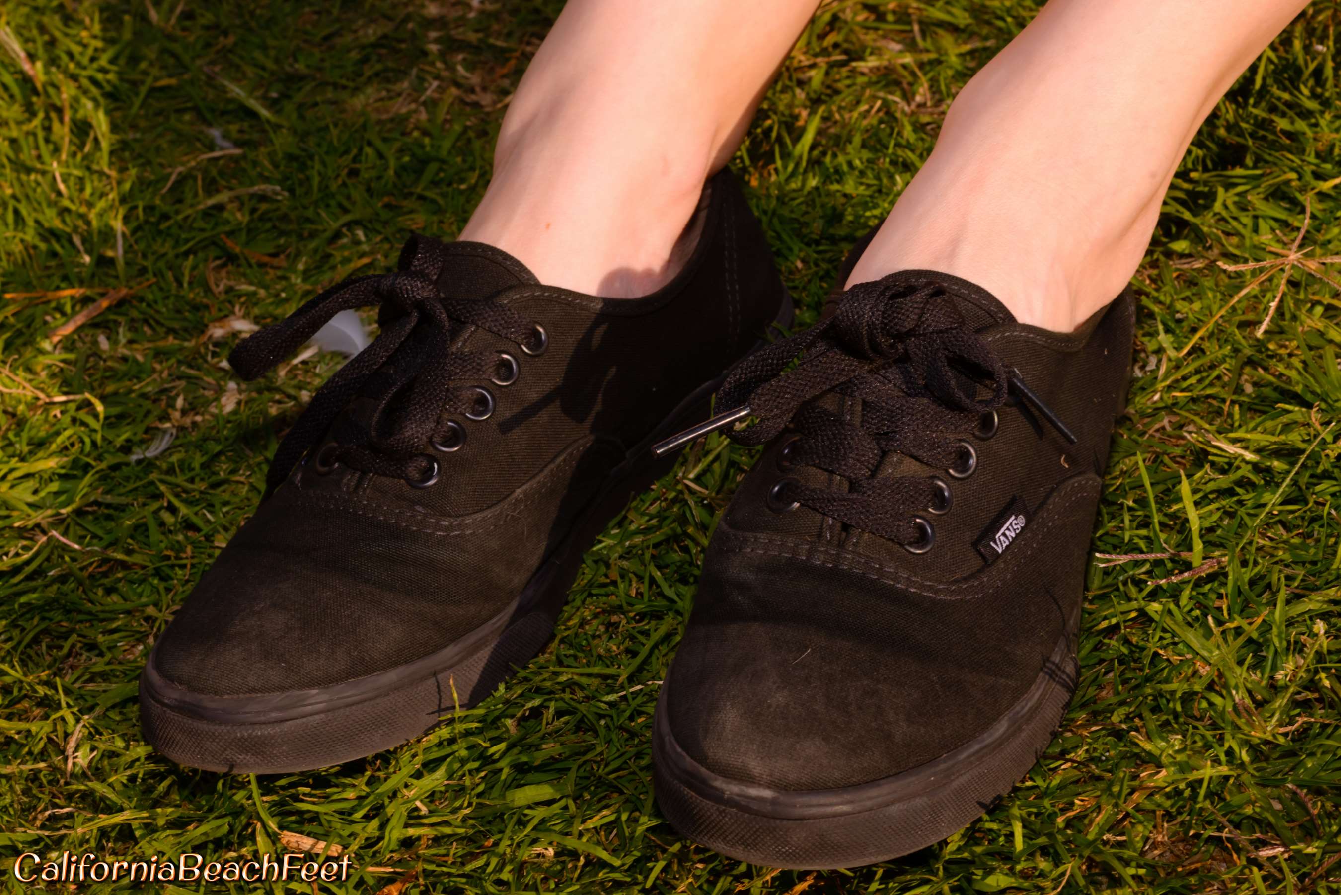 《CaliforniaBeachFeet》作品图