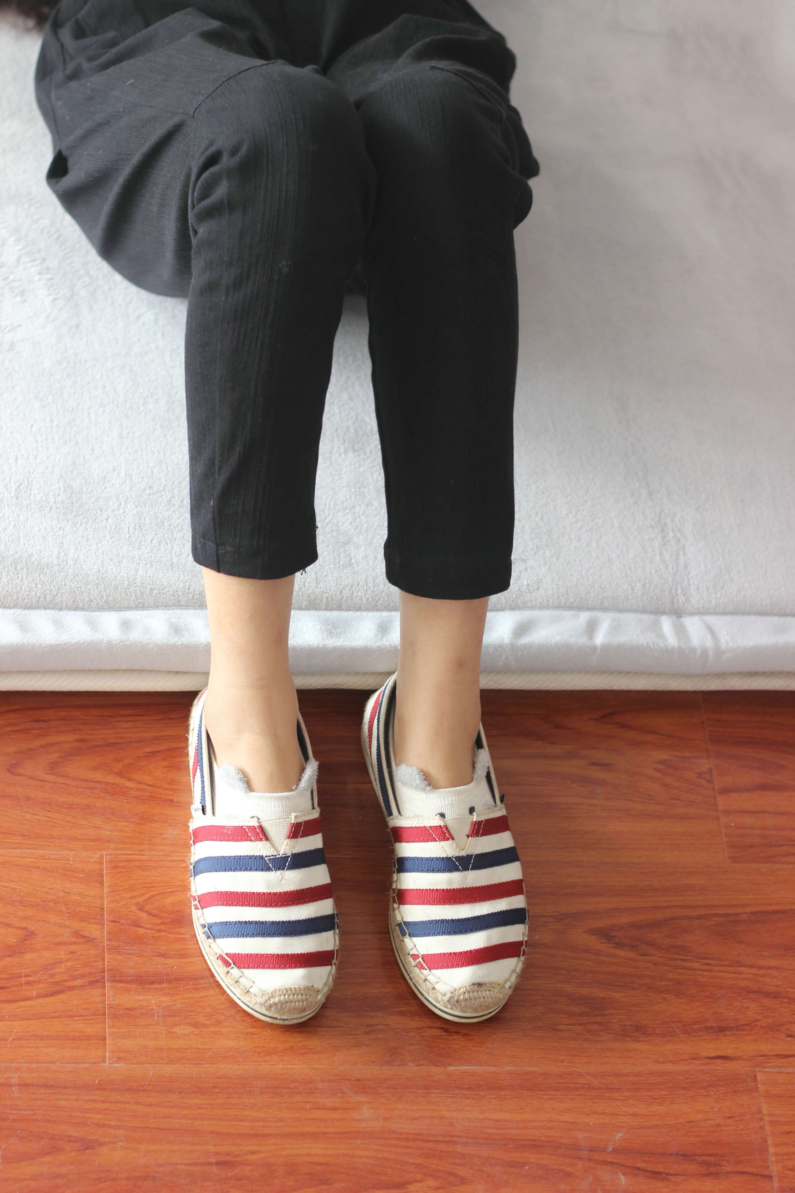 《师妹的兔子袜脚》作品图