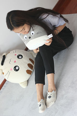 学妹的兔子袜脚