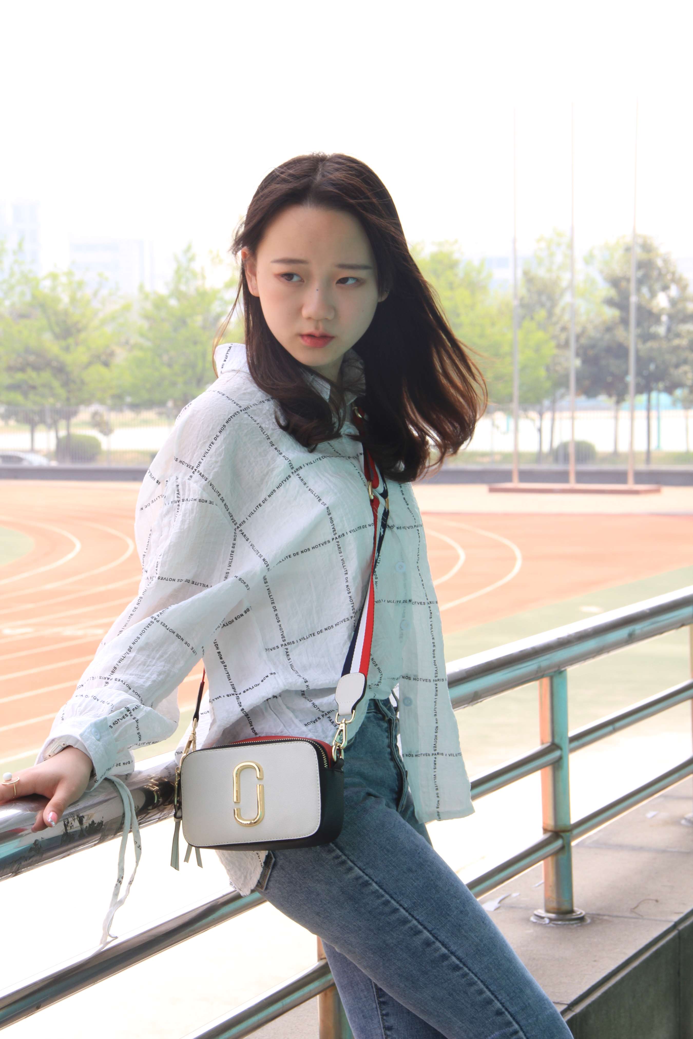 《师妹最懒惰的穿搭却最迷人》作品图