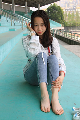 师妹最懒惰的穿搭却最迷人