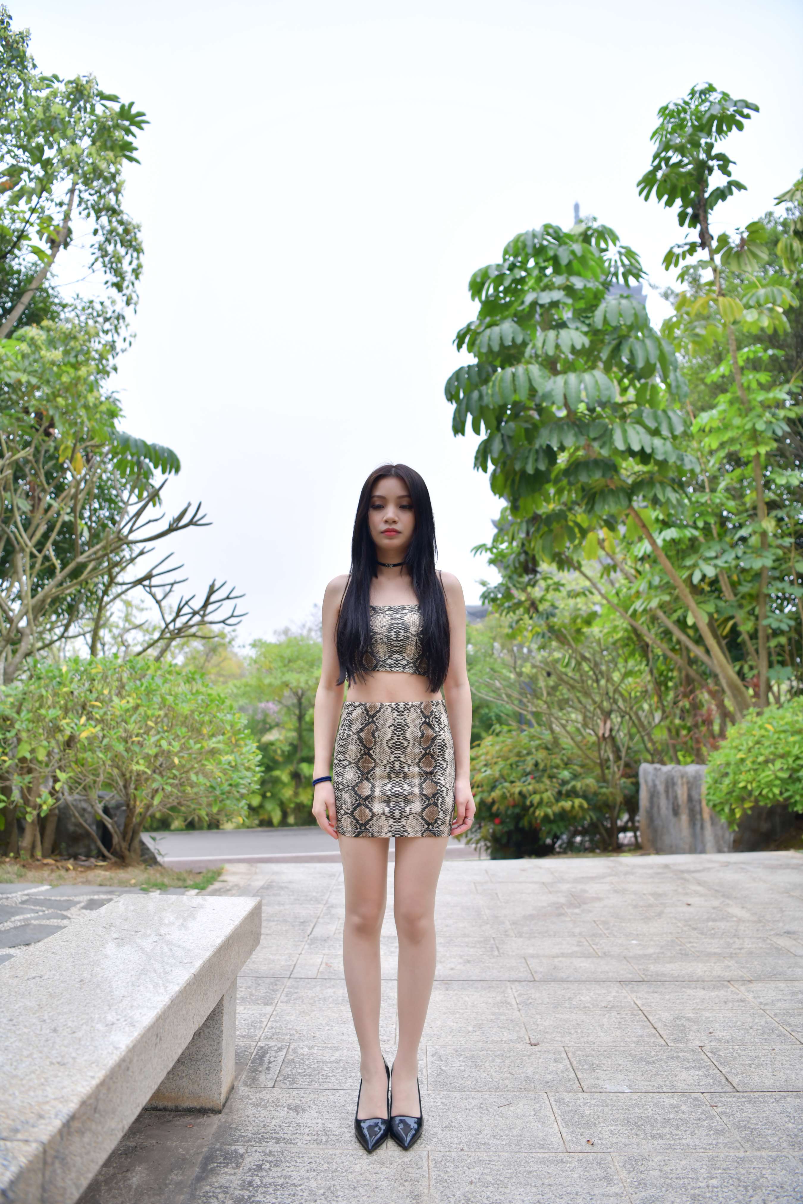 《大二学妹的高跟丝足》作品图