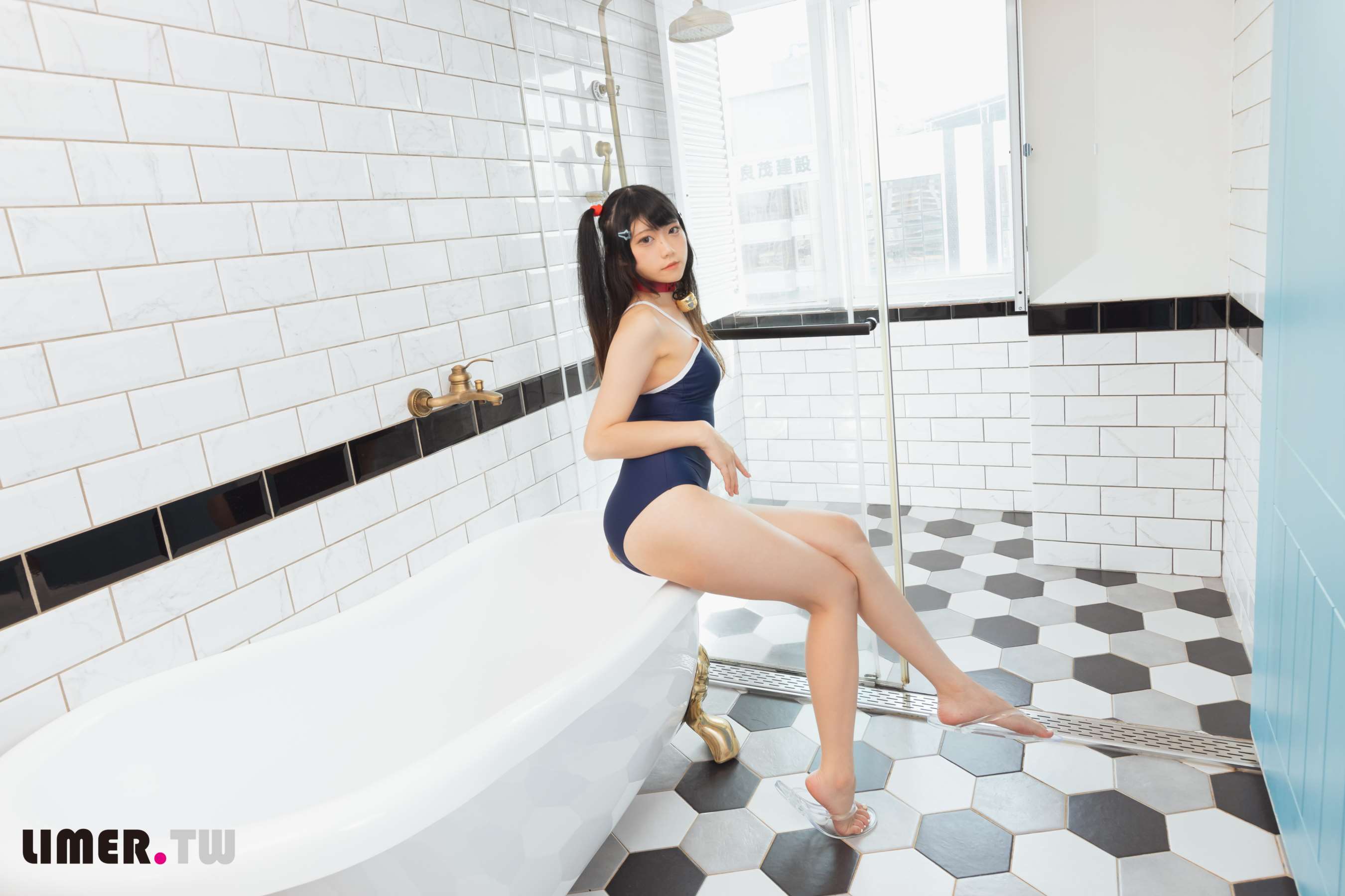 《凌子浴室死库水》作品图