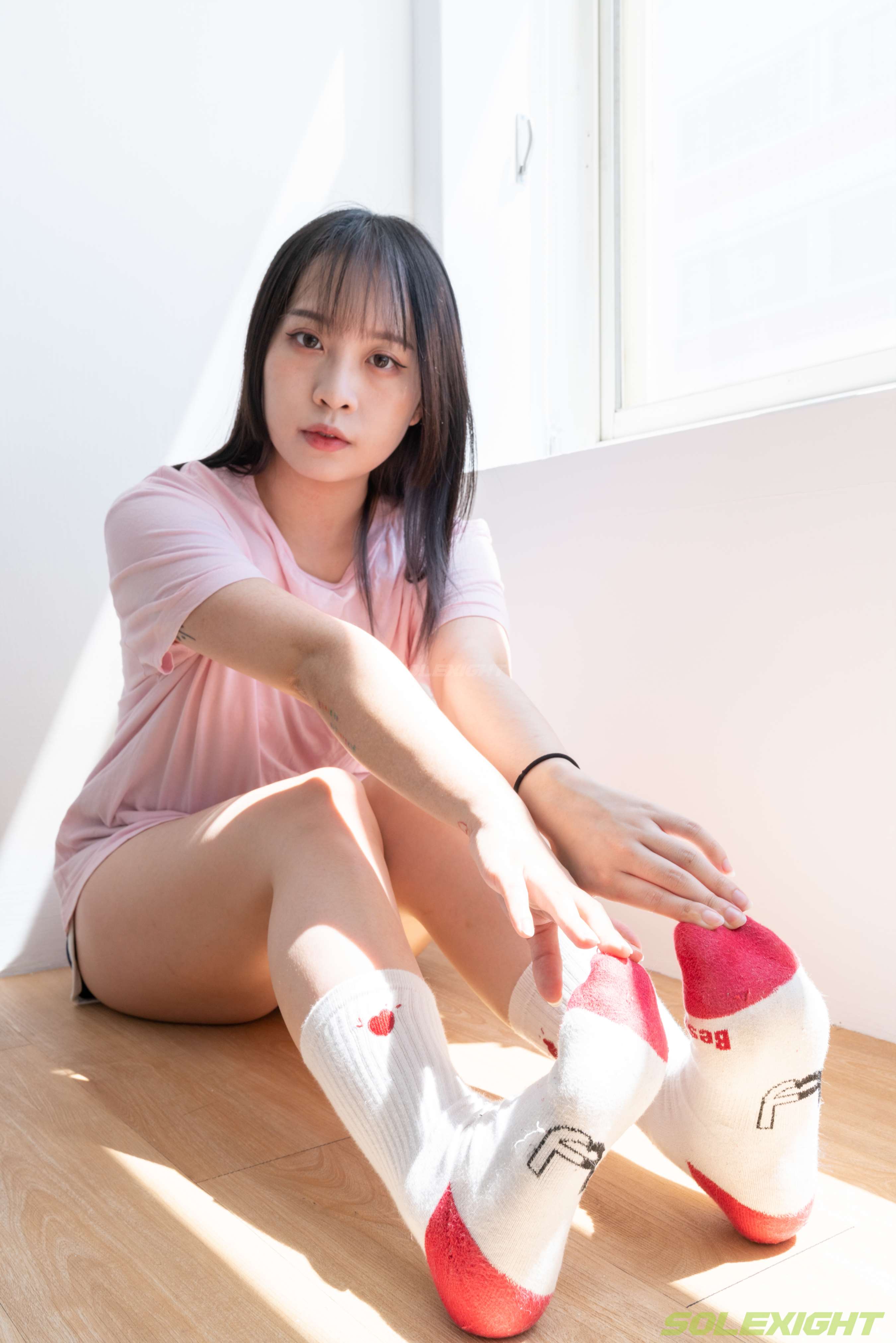 《Sophia裸足棉袜》作品图