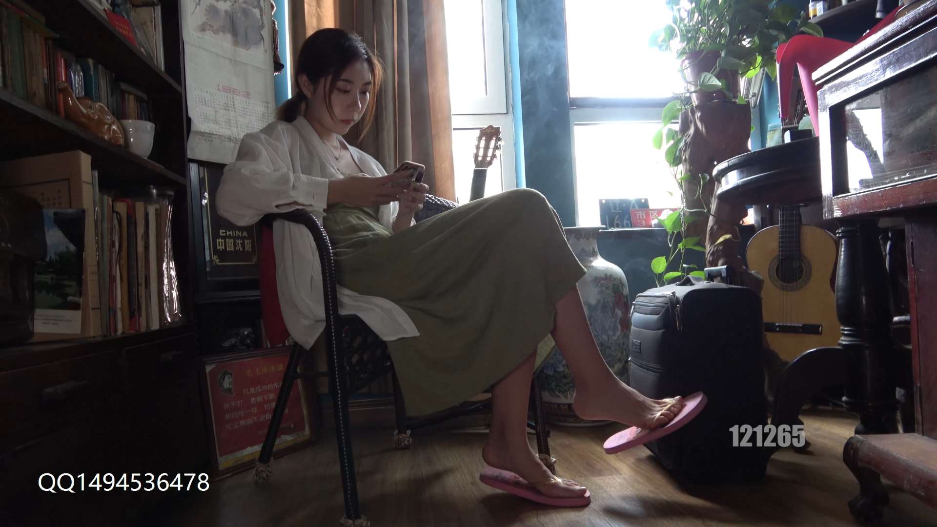 《K&M-萌萌展示性感裸足》作品图