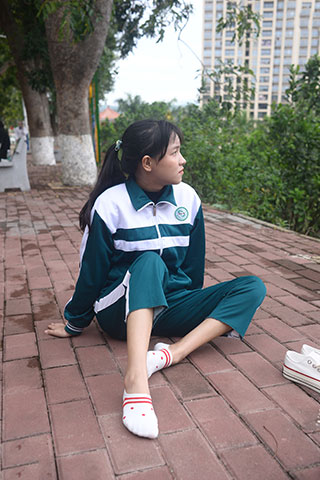 少女校服帆布鞋の棉袜脚