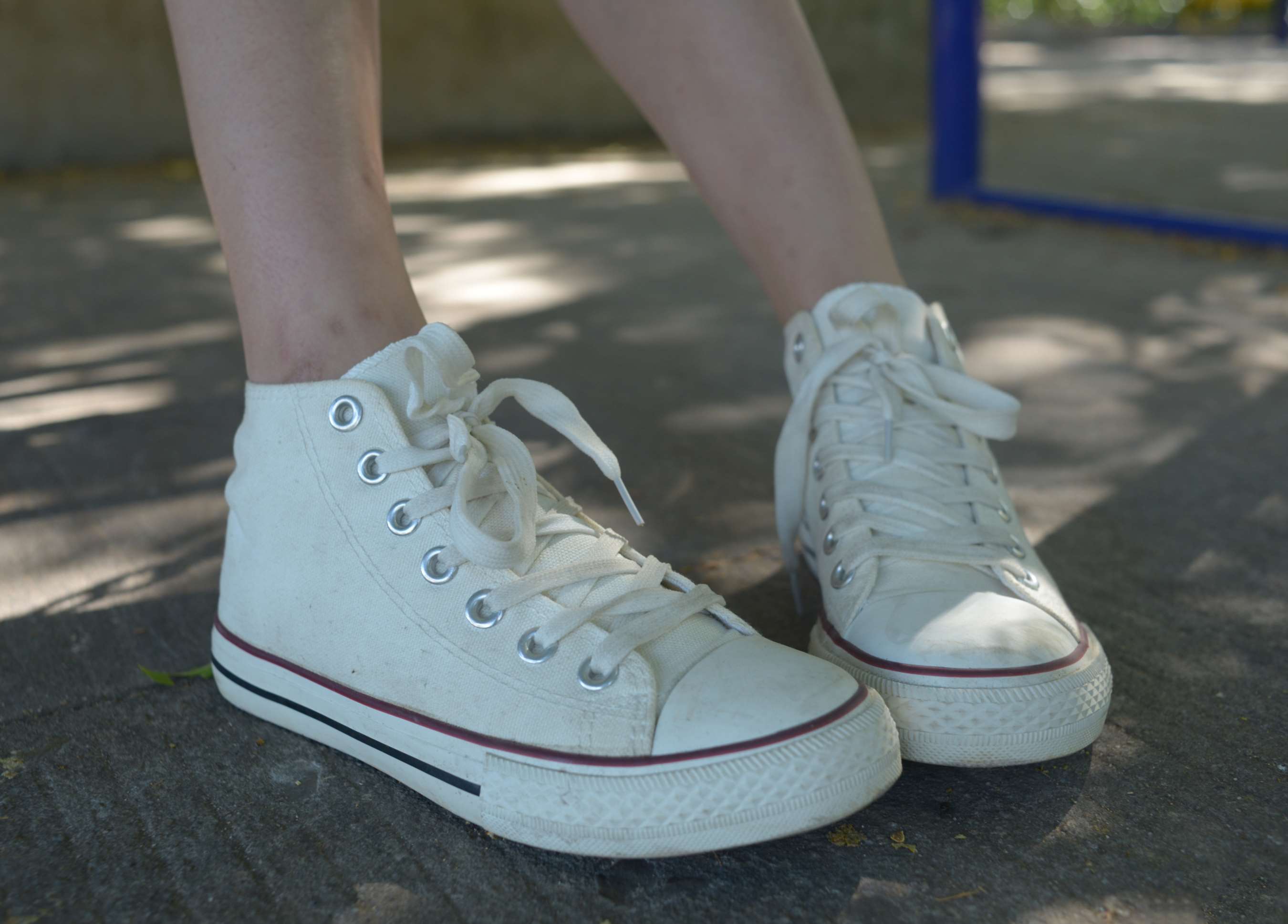 《小语师妹 – 六月你好》作品图