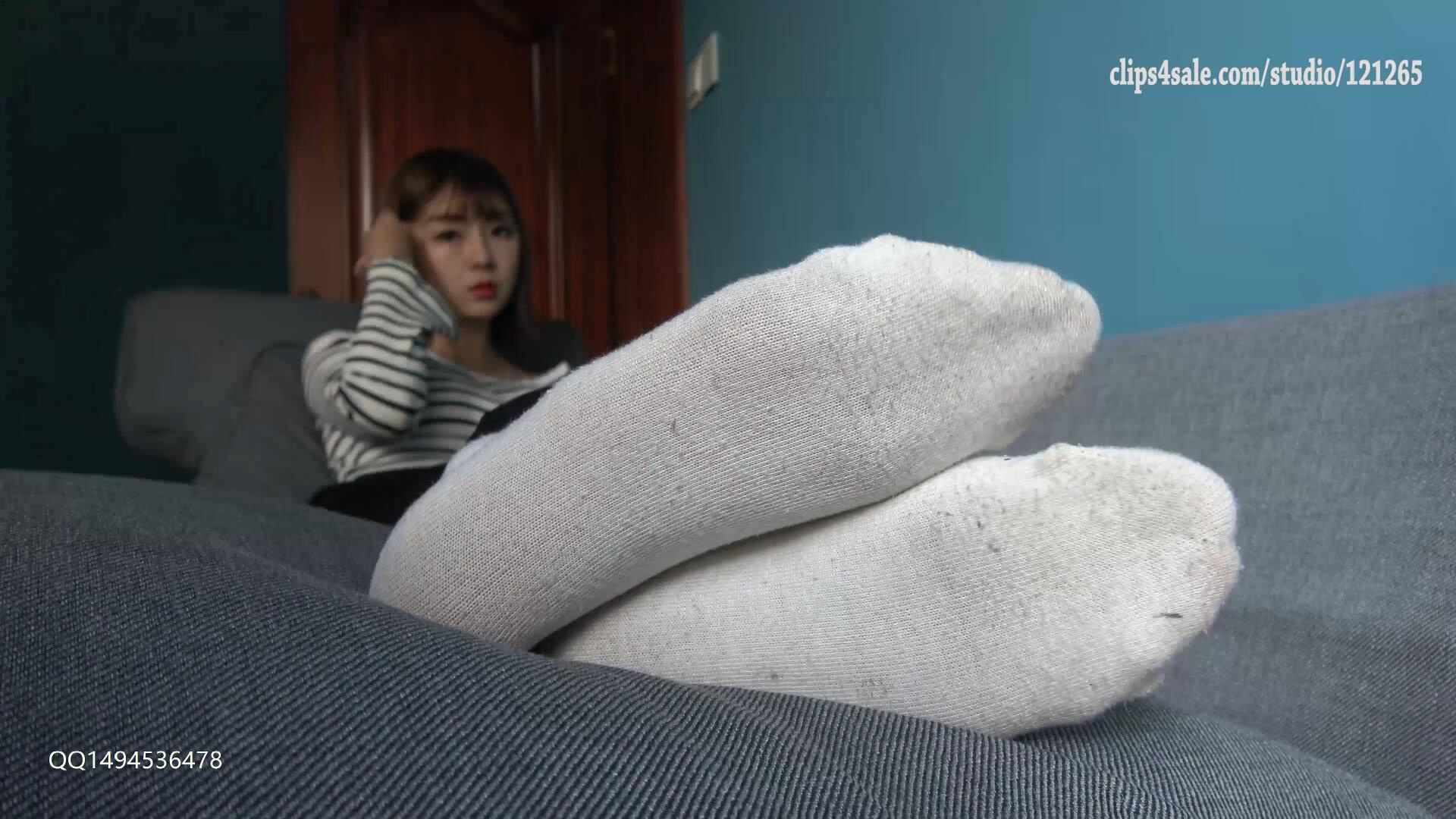 《K&M-彤彤白袜秀》作品图