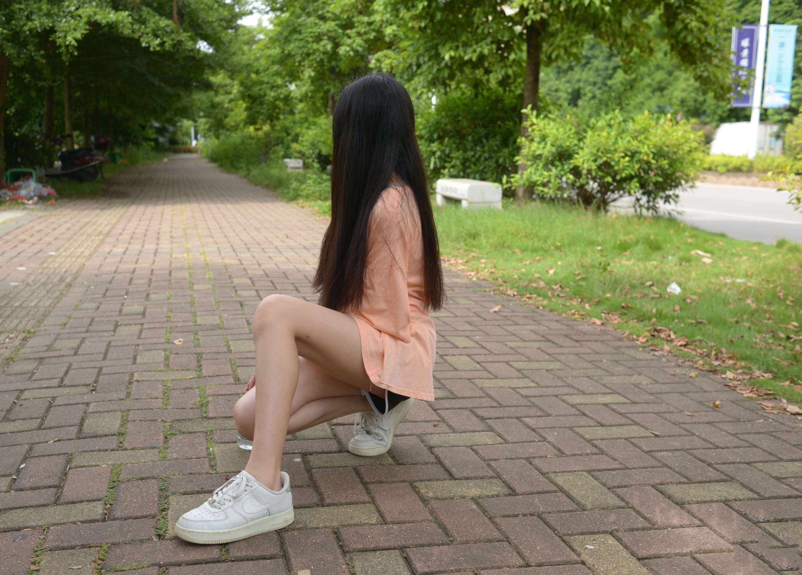 《小语学妹–与夏天的拥抱》作品图