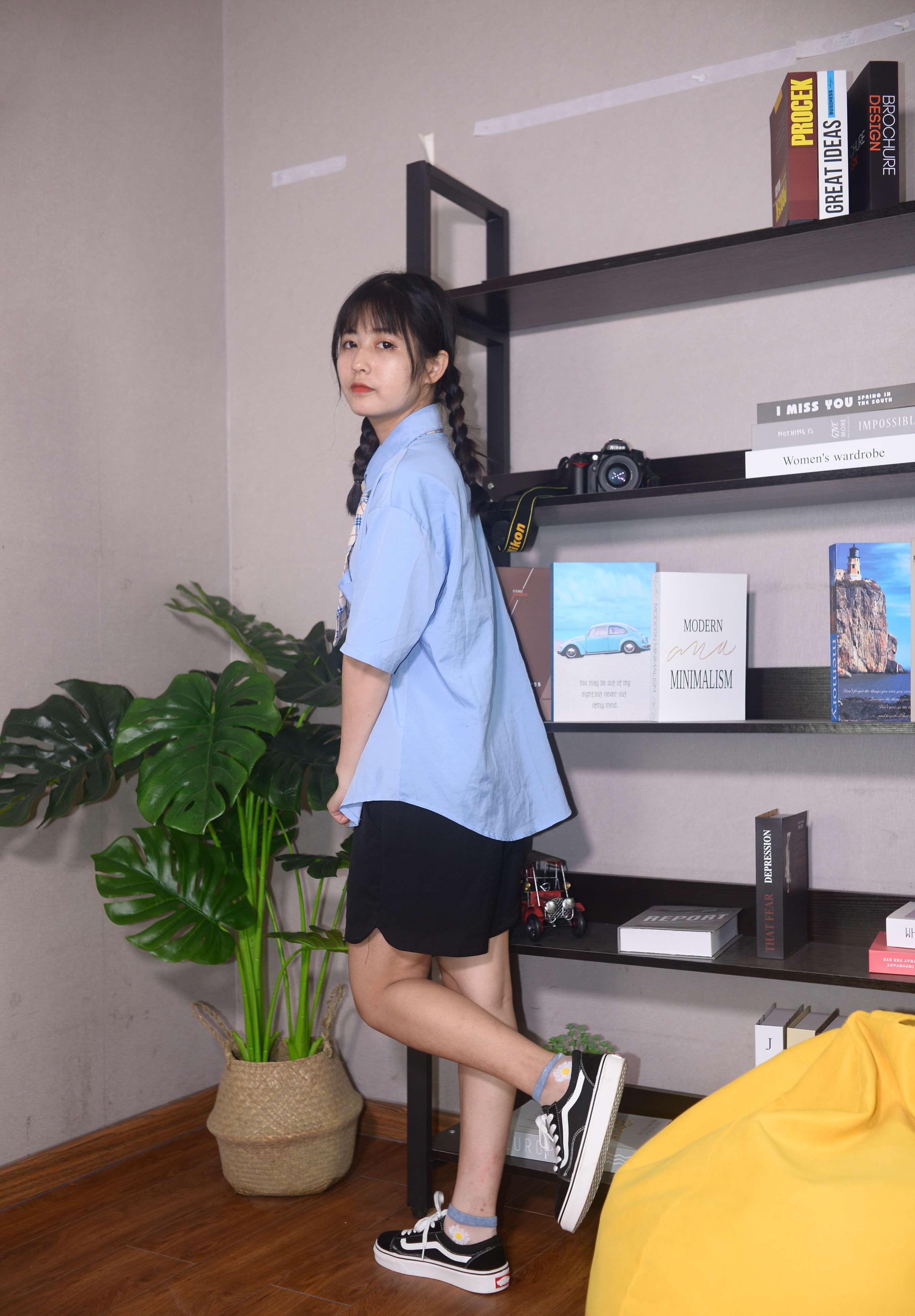 《孙怡学妹 星星是月亮一眨眼的温柔》作品图