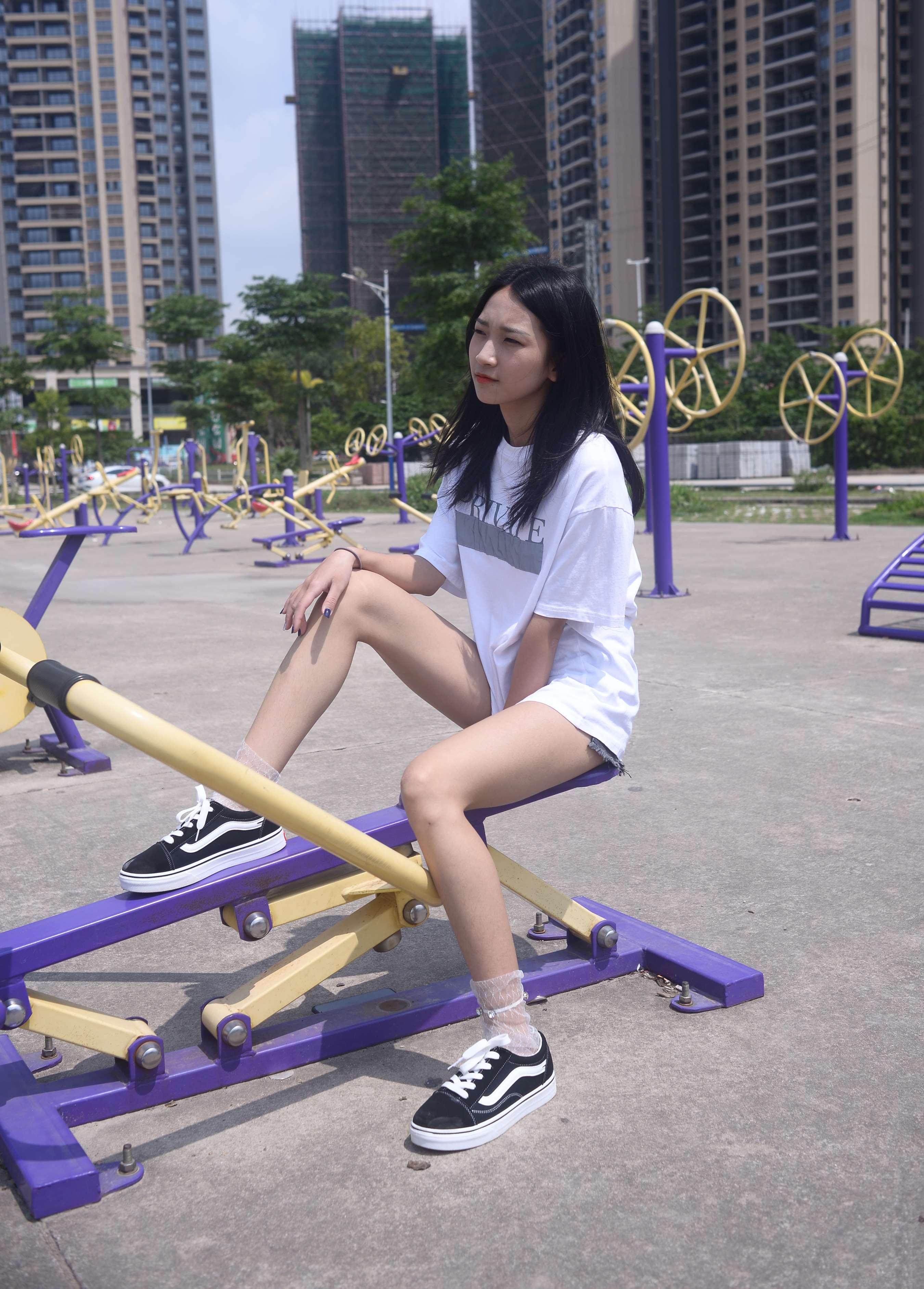 《绵绵少女 这个夏天，阳光很好》作品图