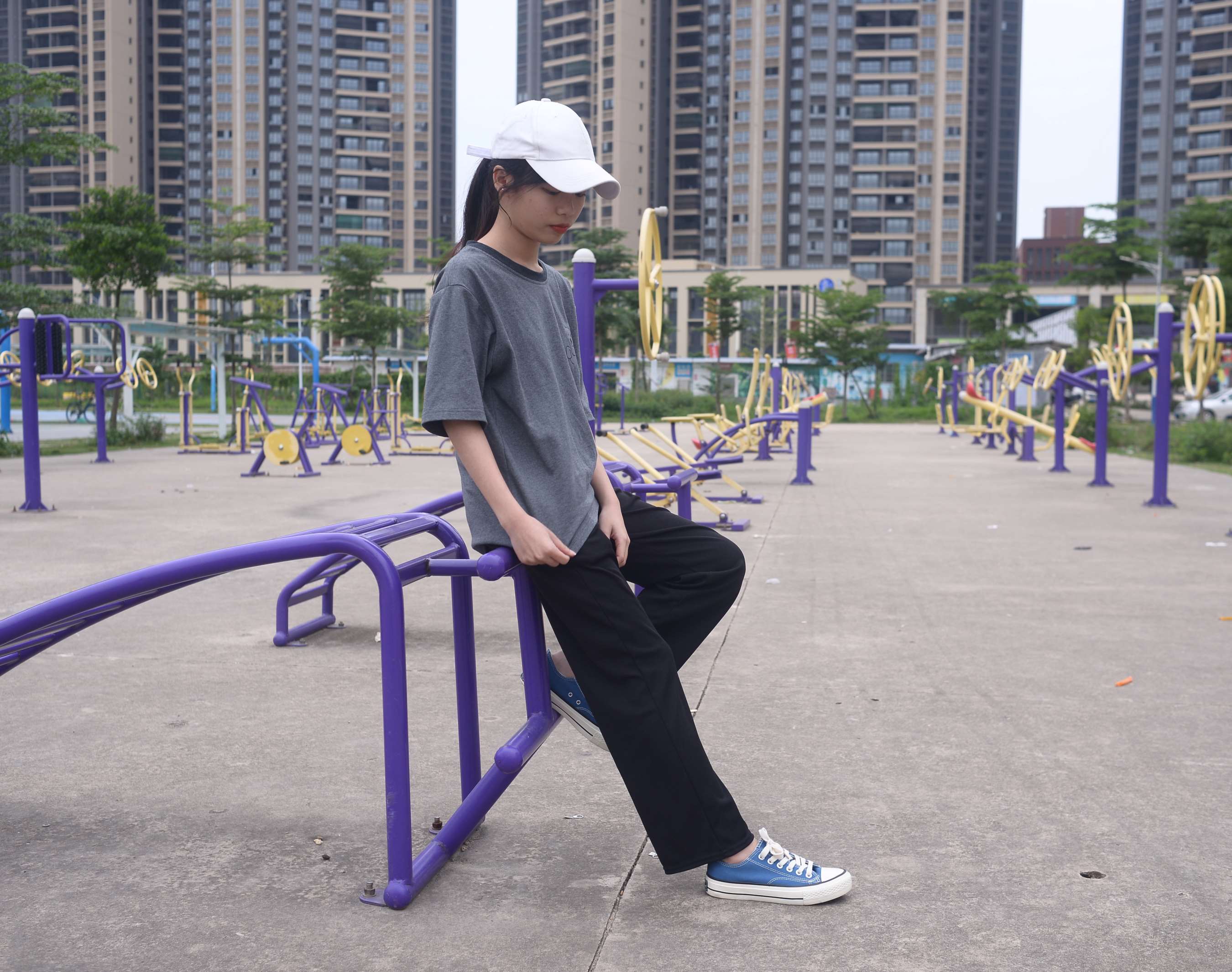 《悠悠师妹-星空迷上了山野》作品图