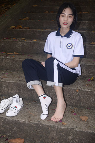 陆佳少女 滚烫的馨香