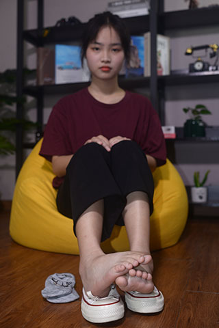 小希学妹-灯火阑珊处