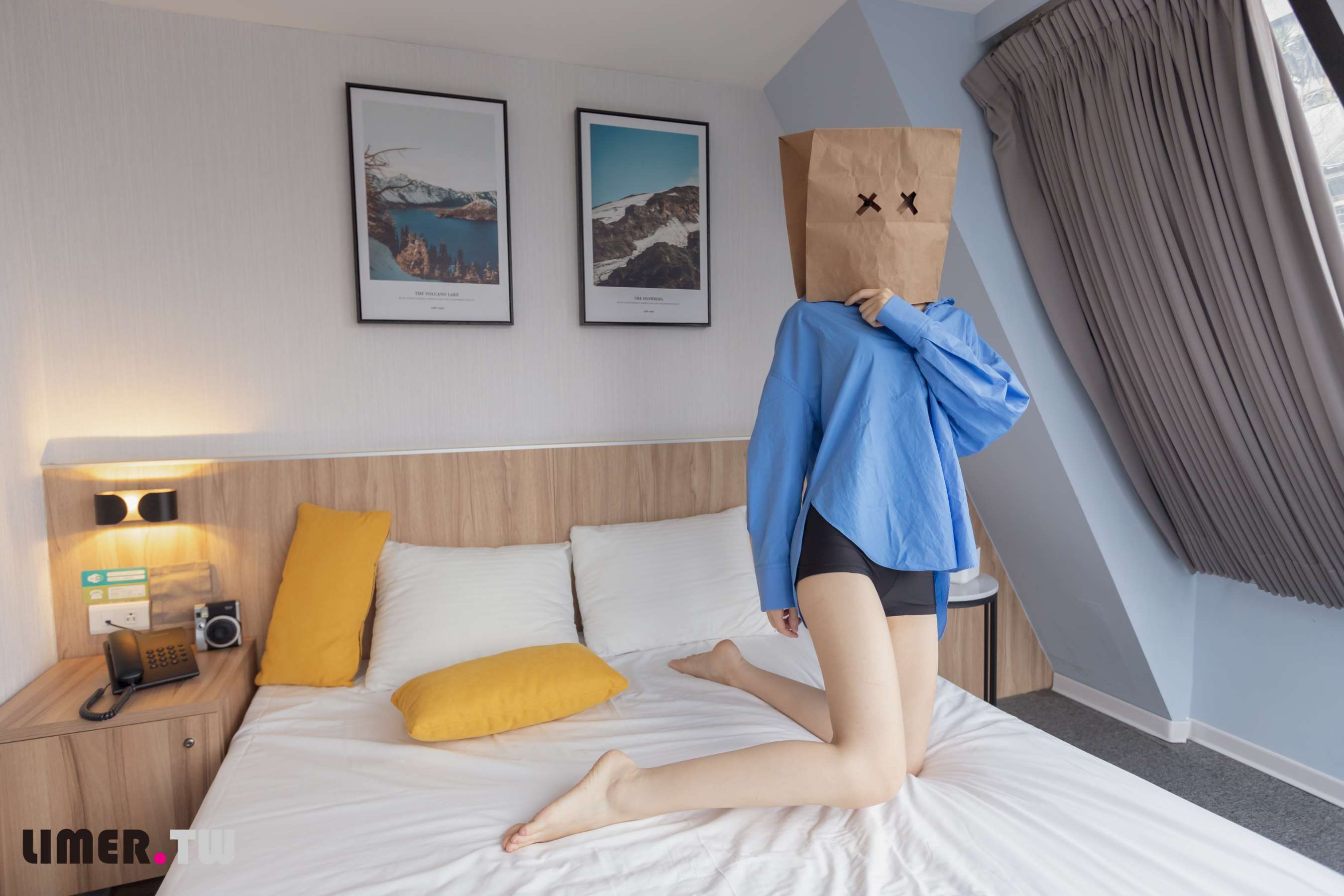 《Michii纸袋女孩不给糖就捣蛋》作品图