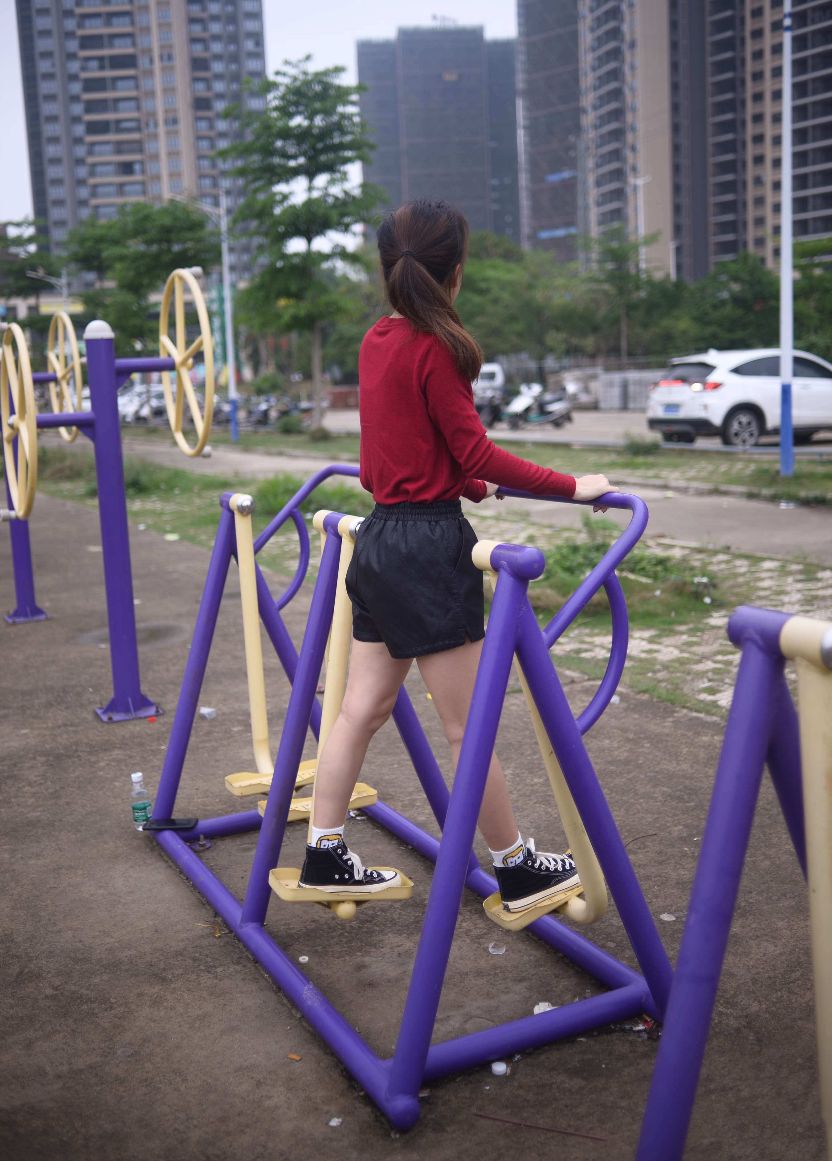 《小茜学妹 追赶日落 》作品图