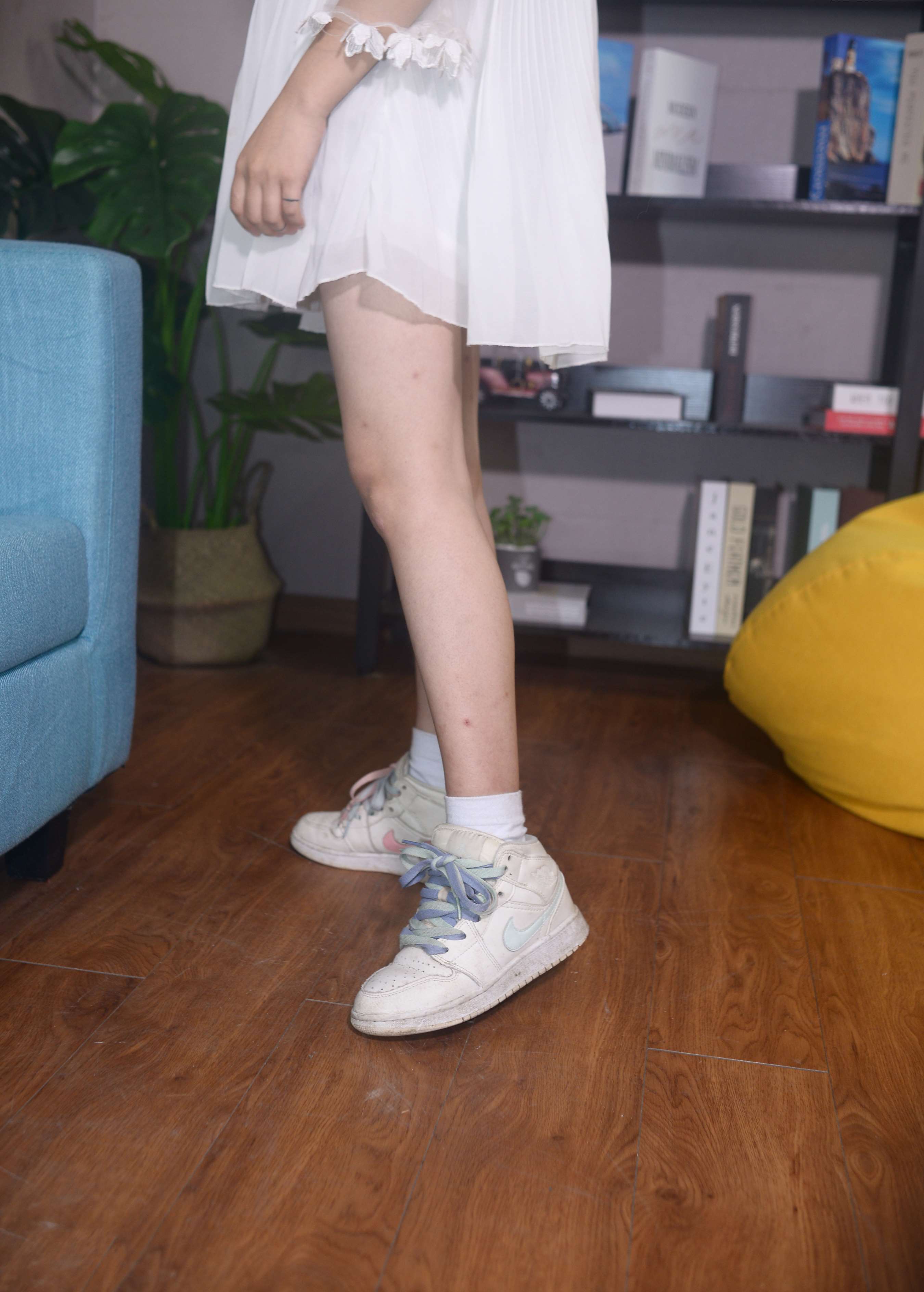 《小萱学妹 流水趁桃花》作品图