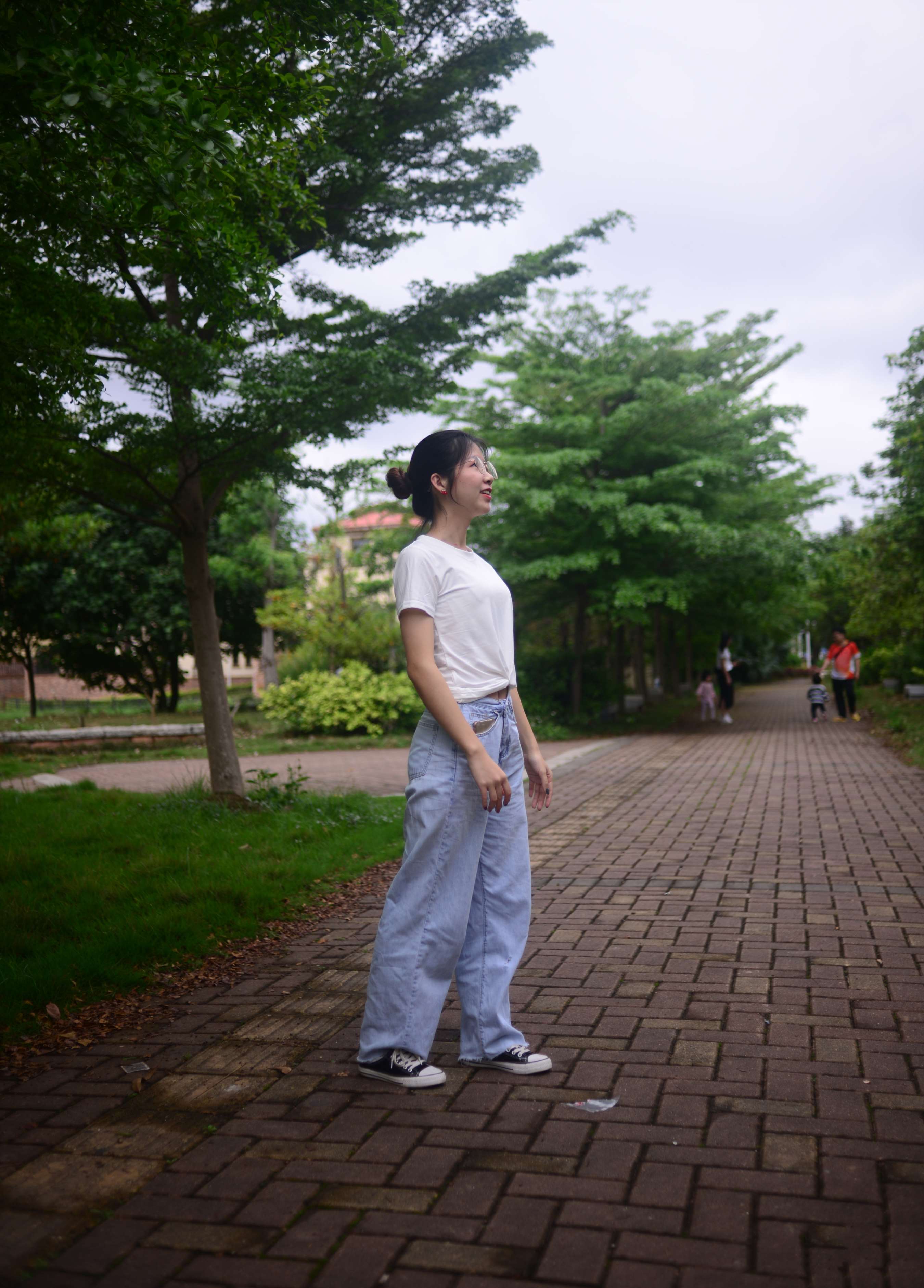 《七喜学妹-晚霞在贩售快乐》作品图