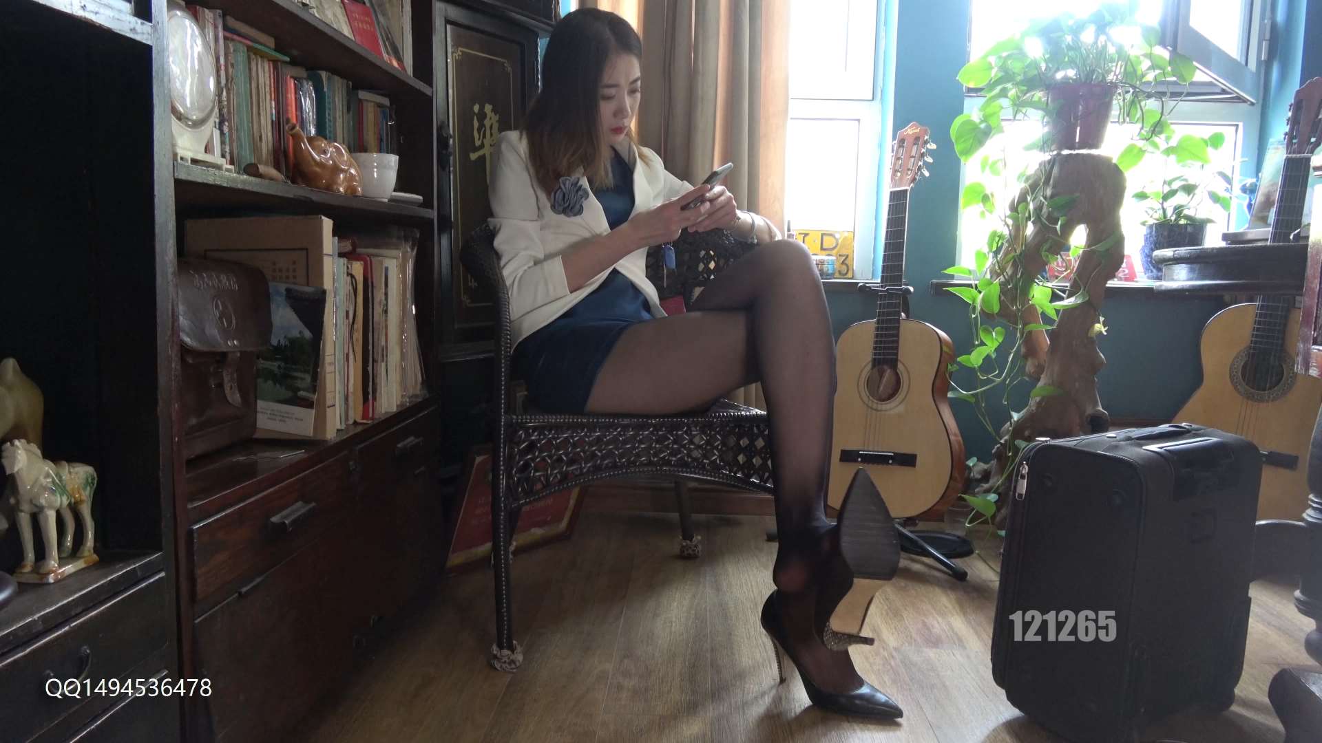 《[视频]-K&M-高冷女神黑丝大脚丫》作品图